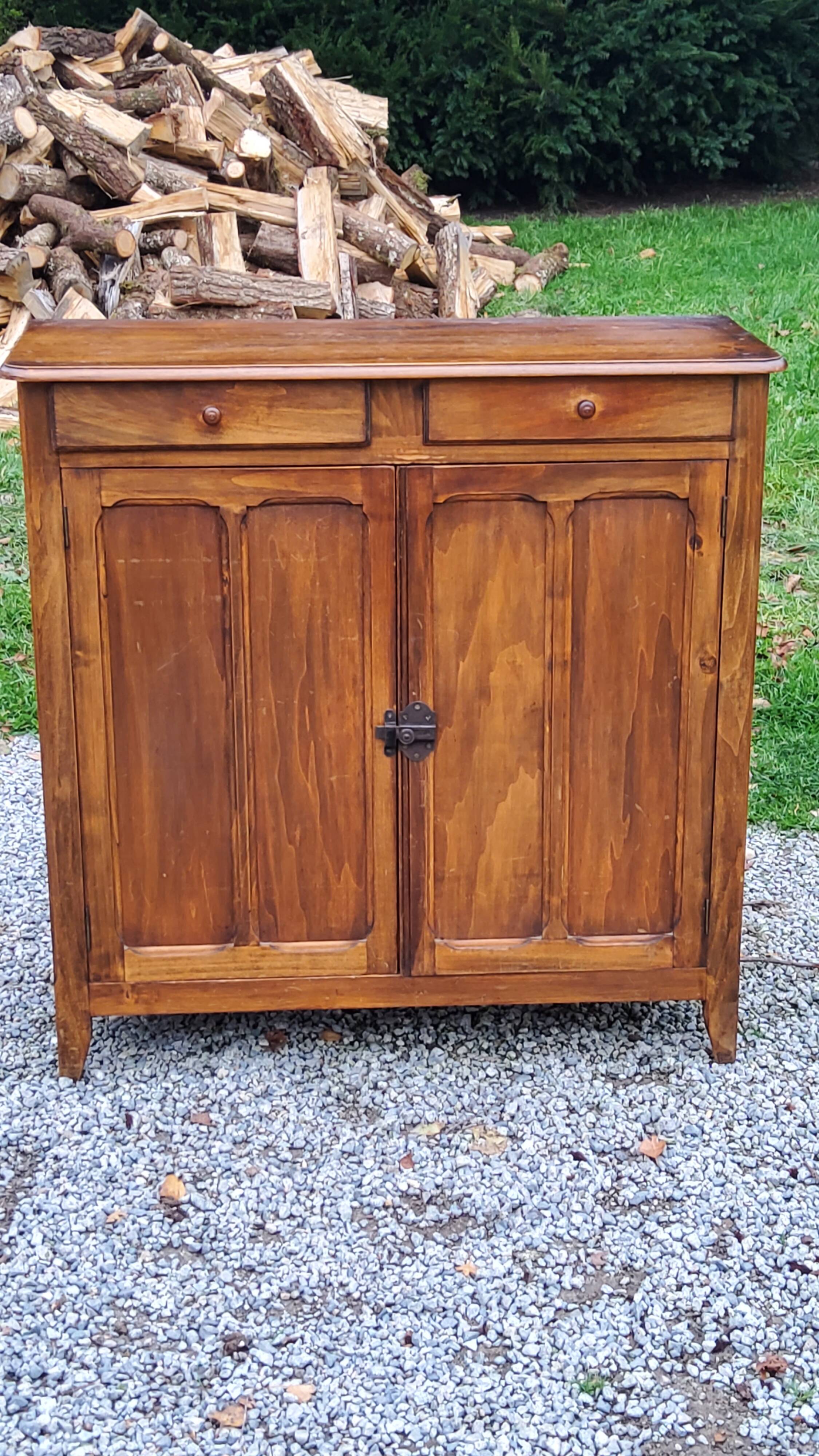 Parisian sideboard from the early 20th century, 2 doors, 2 drawers