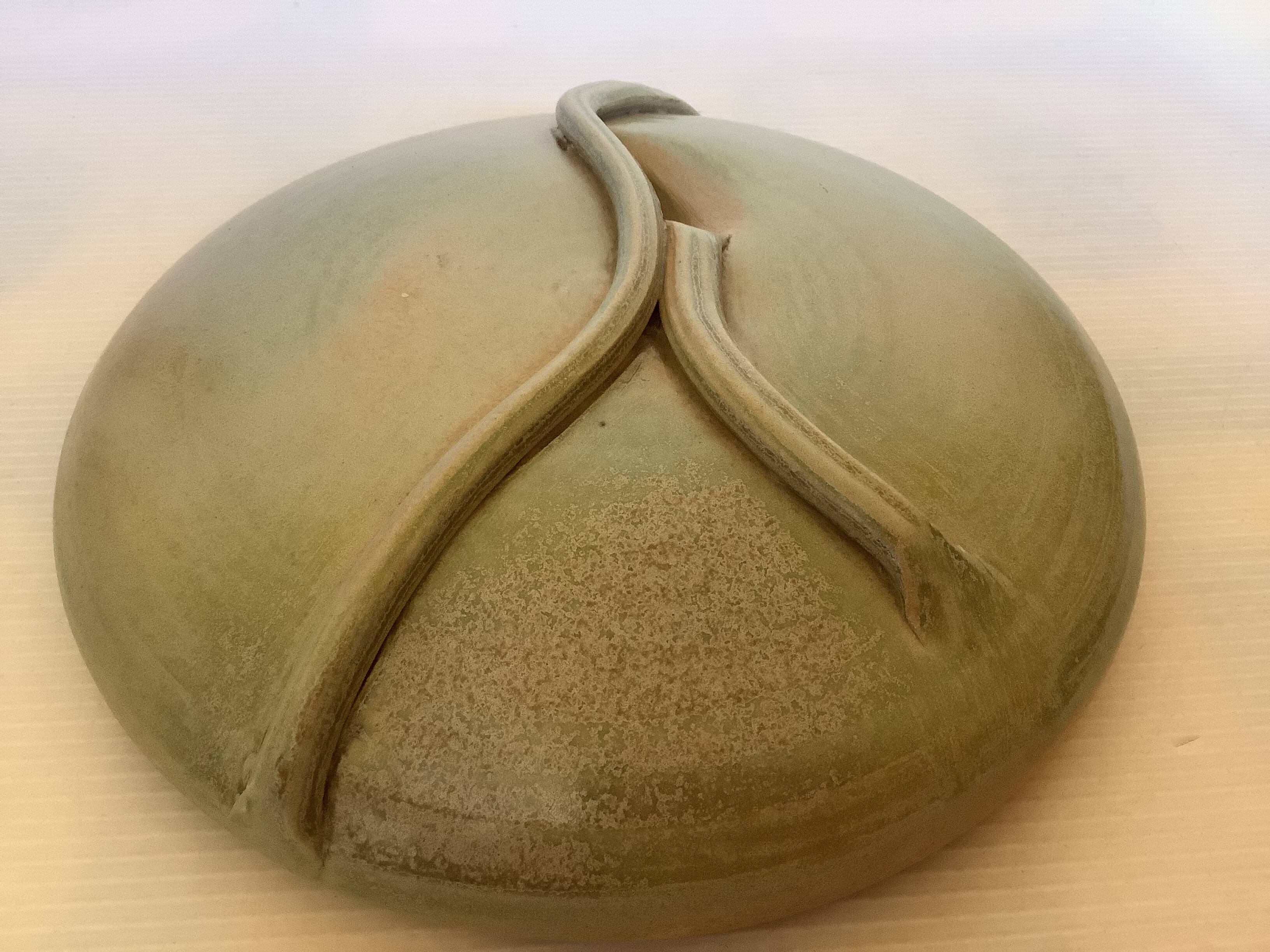 Round ceramic vase bouquet holder