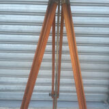 Retro tripod floor lamp with lampshade