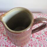 Berry sandstone pitcher