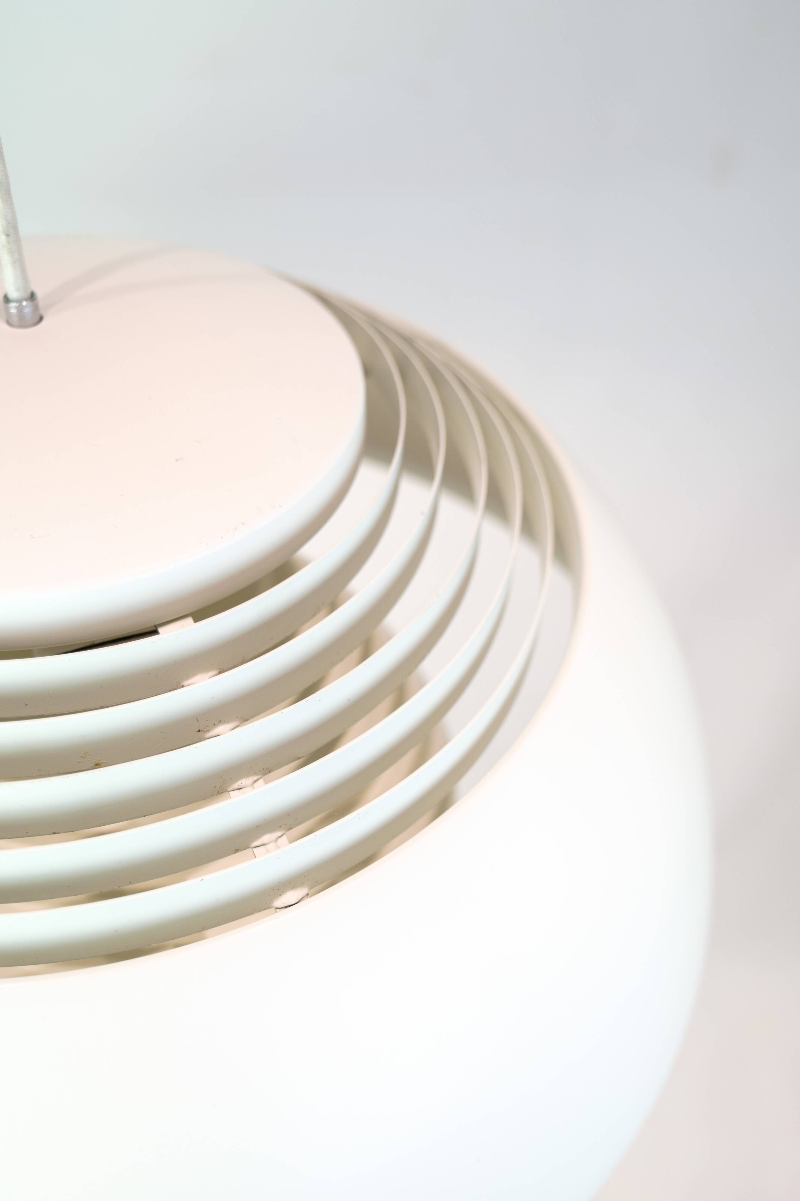 AJ Royal pendant - ceiling lamp - aluminium & steel - white - Arne Jacobsen - Louis Poulsen - 1960s