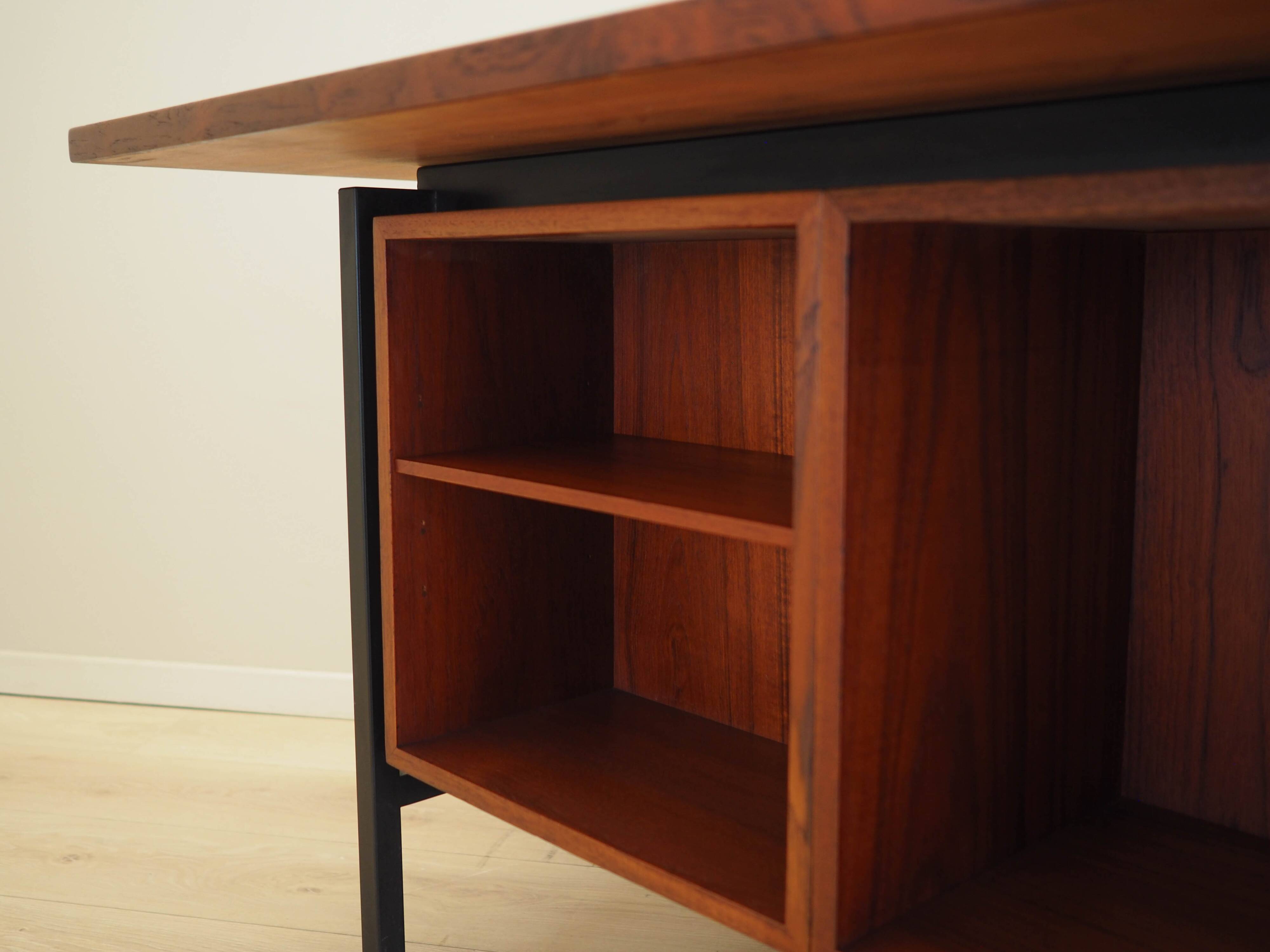 Teak desk, Danish design, 1970s, manufacturer: Denmark