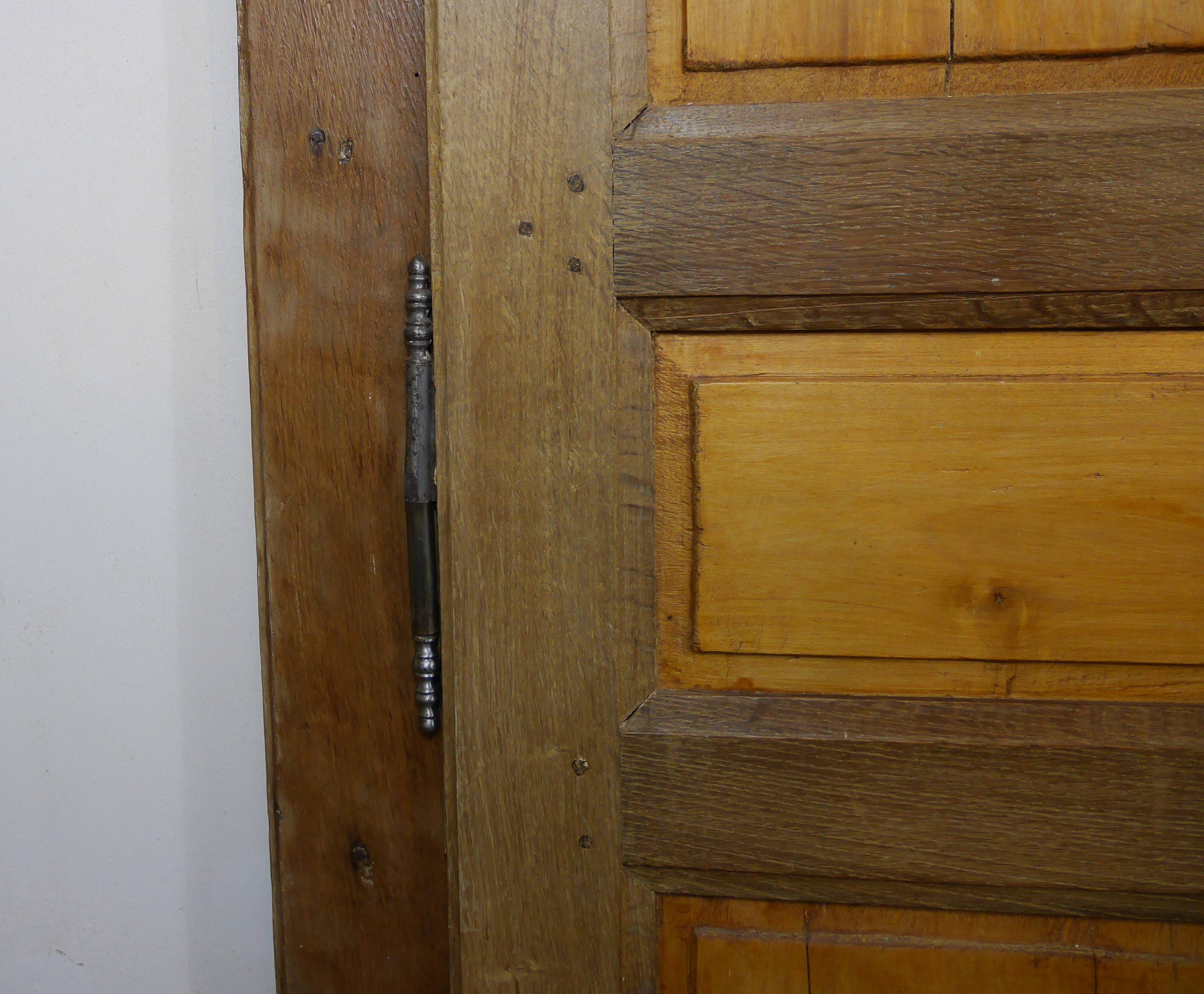 Paire de porte en bois du 18 eme siecle