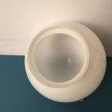 Round globe in white opaline