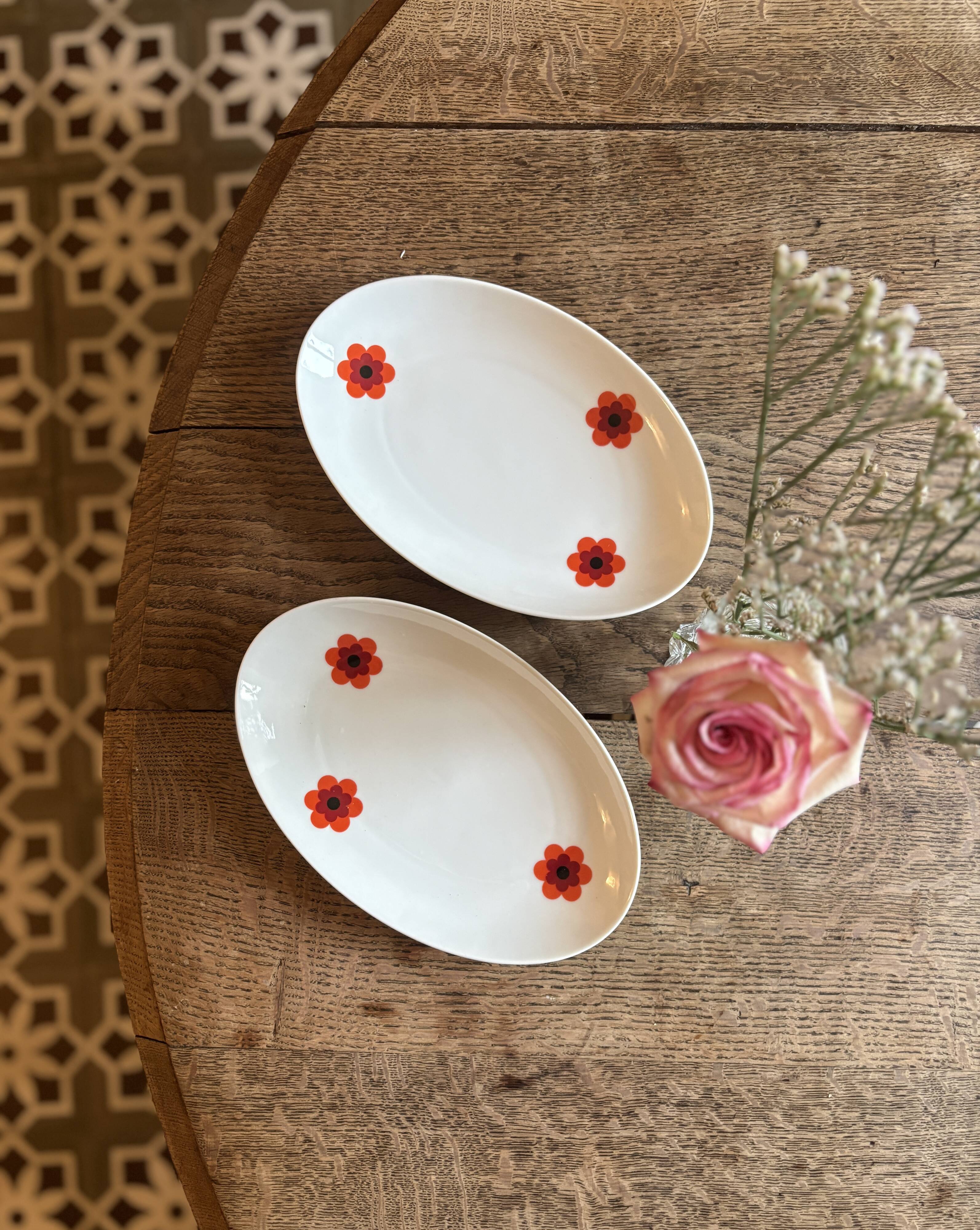 Set of 2 vintage Scherzer BAVARIA dishes.