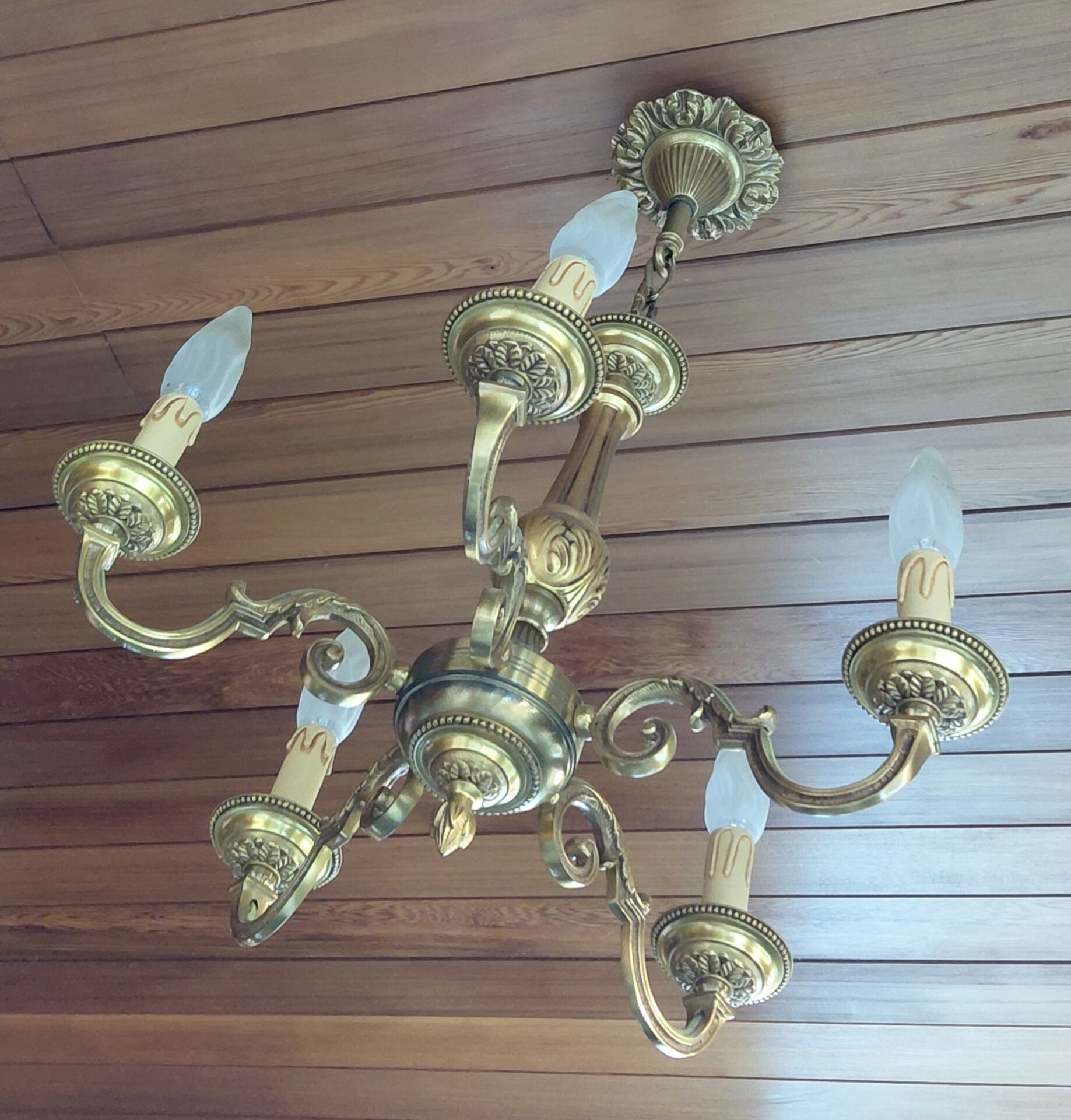 Brass chandelier with 5 branches