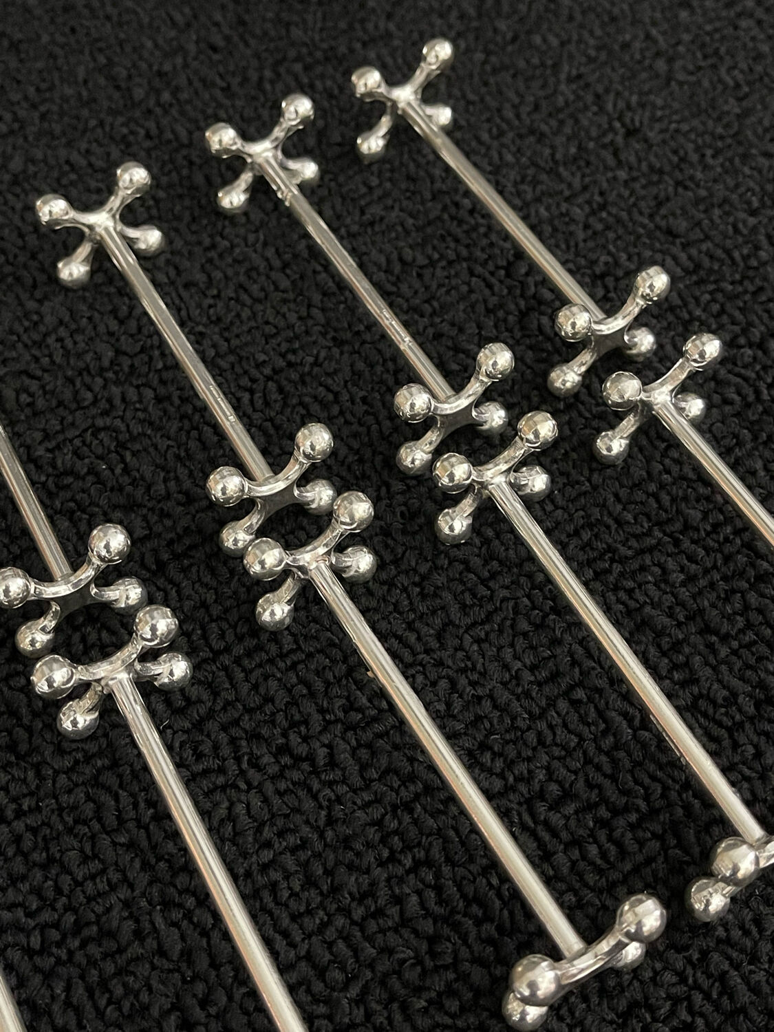 Christofle 12 holder knives balls model atomium very good condition ref CH10PC