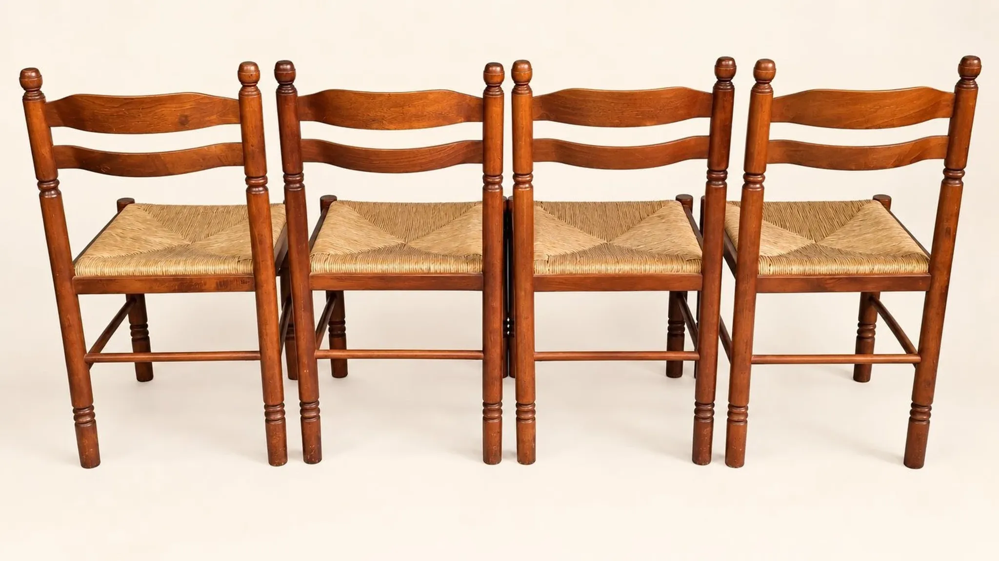 Set of 4 rustic chairs in Louis XIII style, with rush seats, early 20th century.