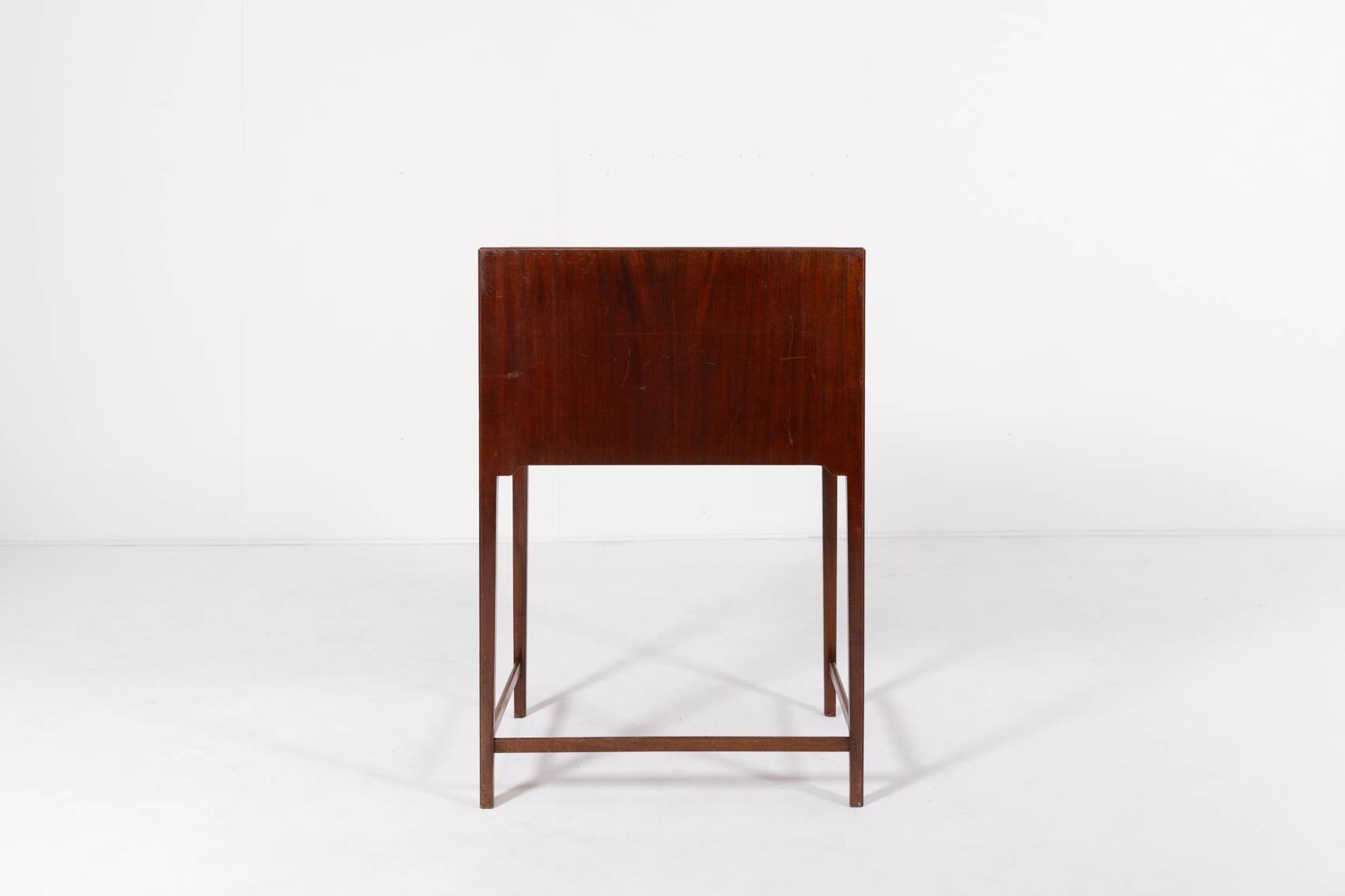 Bureau debout danois moderne du milieu du siècle de Frits Henningsen
