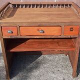 Shop counter