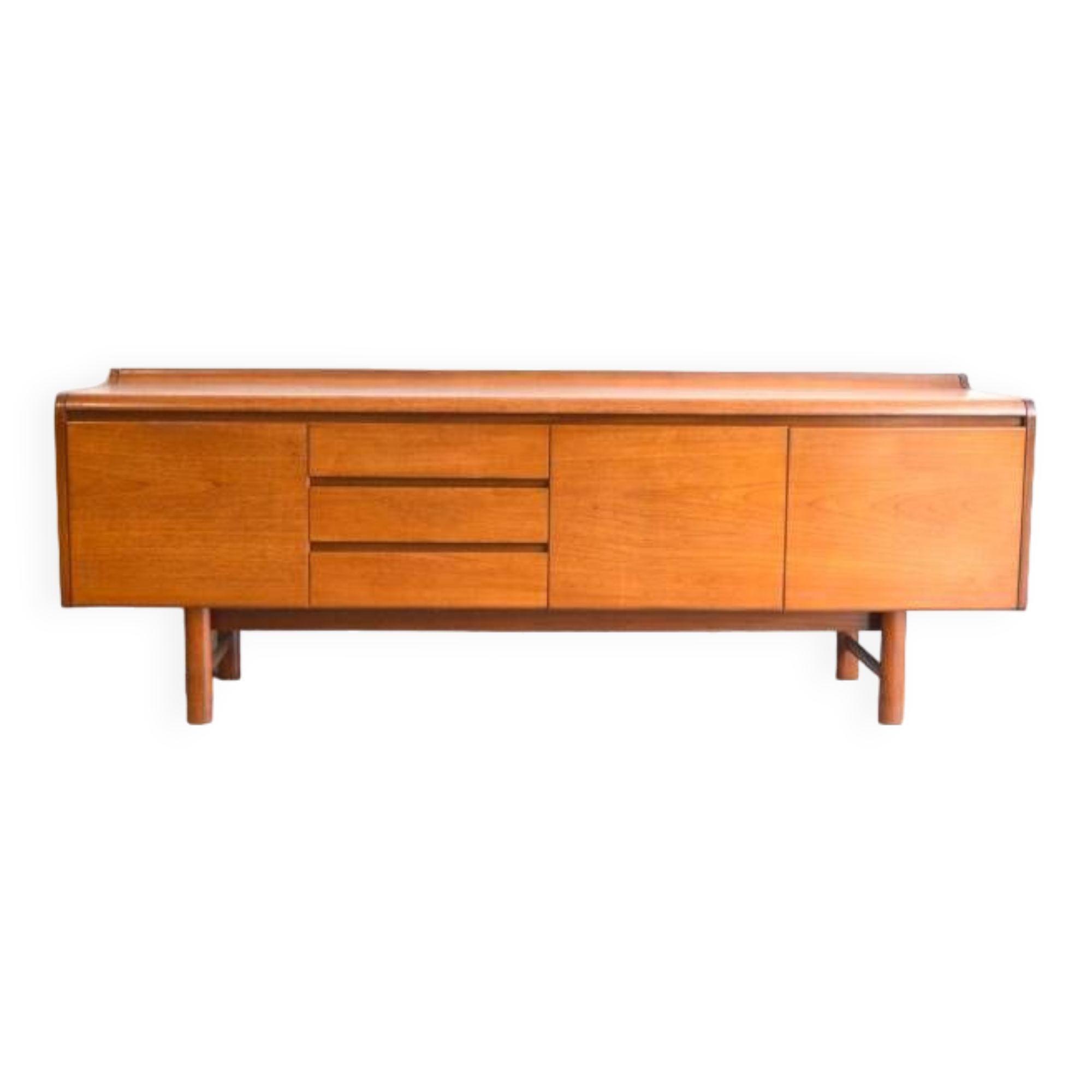 Sideboard by White & Newton curved * 208 cm