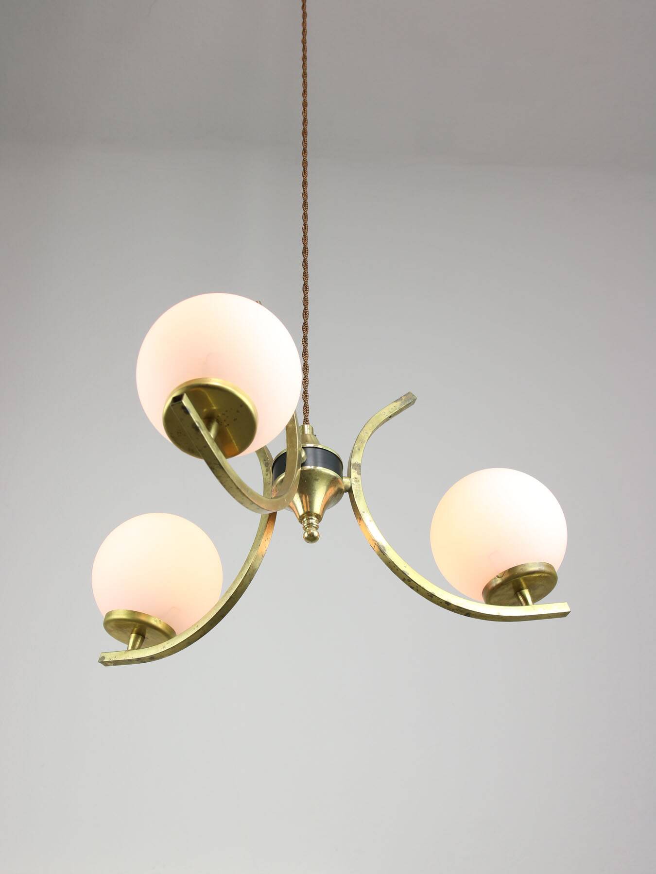 Mid-Century Italian Brass and Opaline Chandelier