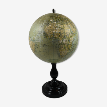 Globe terrestre metrique e bertaud editeur g thomas sucr paris 1900/1918