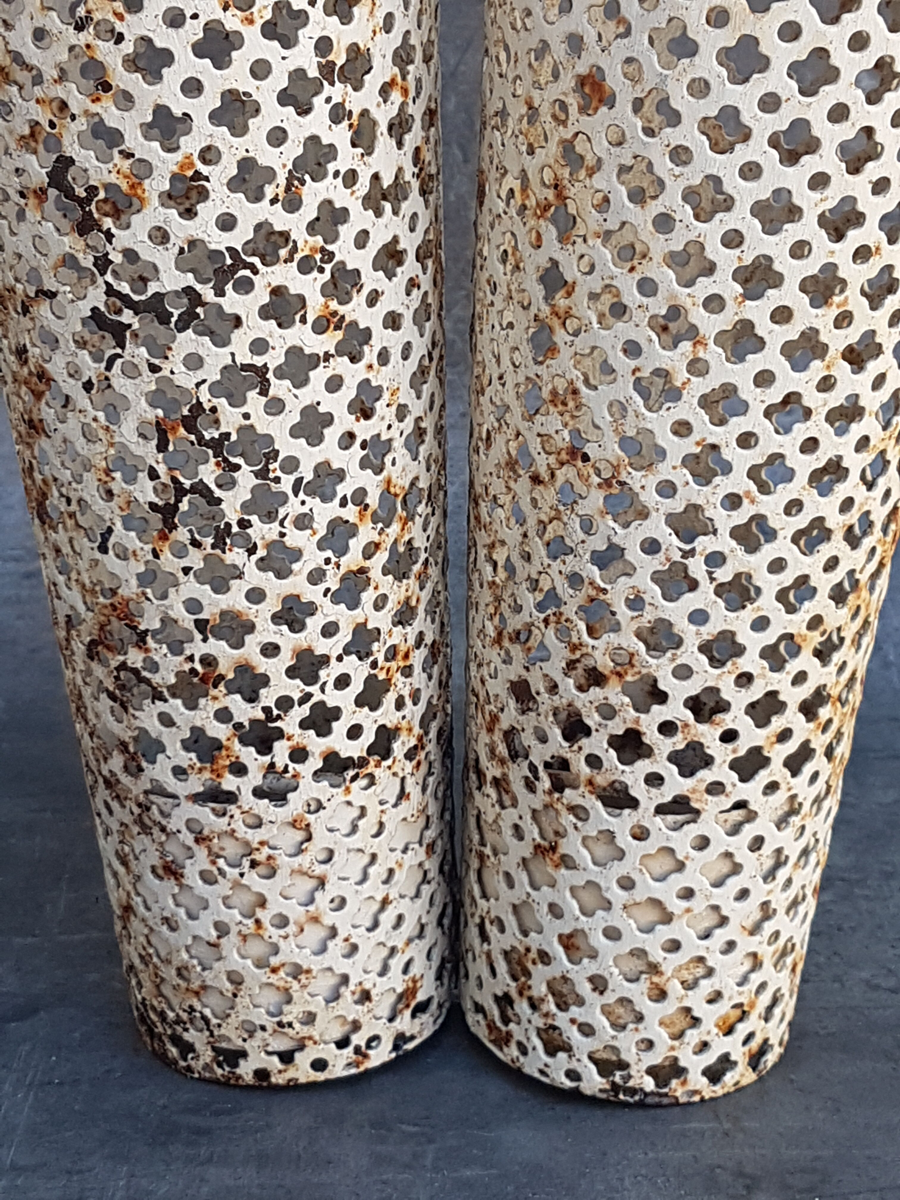 White metal double umbrella holder, Mathieu Mategot - 50s