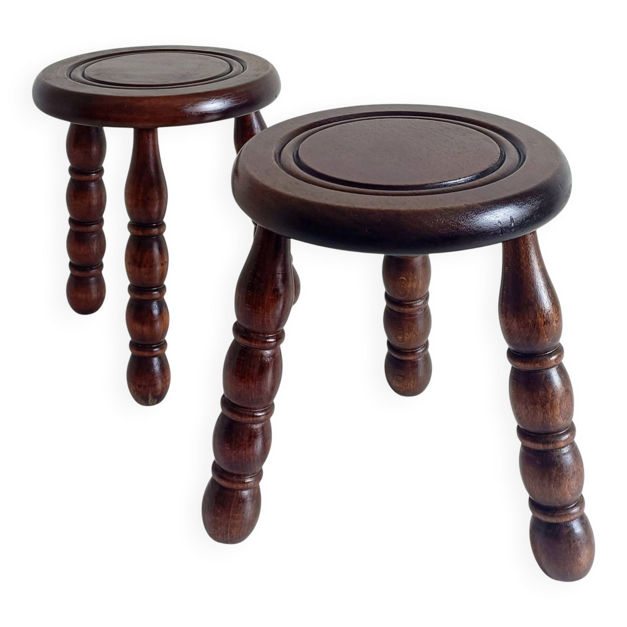 Paire de tabourets tripodes en bois attribués à Charles Dudouyt, 1950