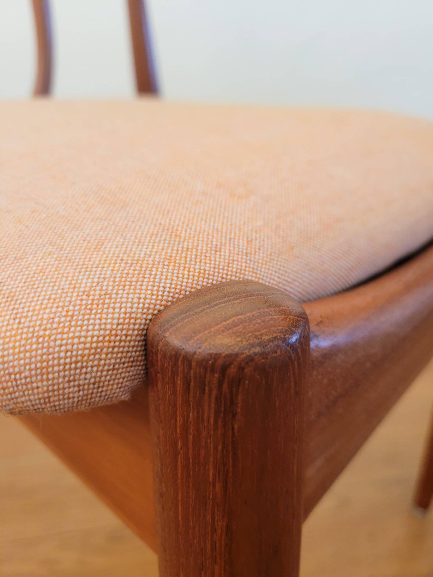 Vintage dining chairs No 16 by Johannes Andersen for Uldum