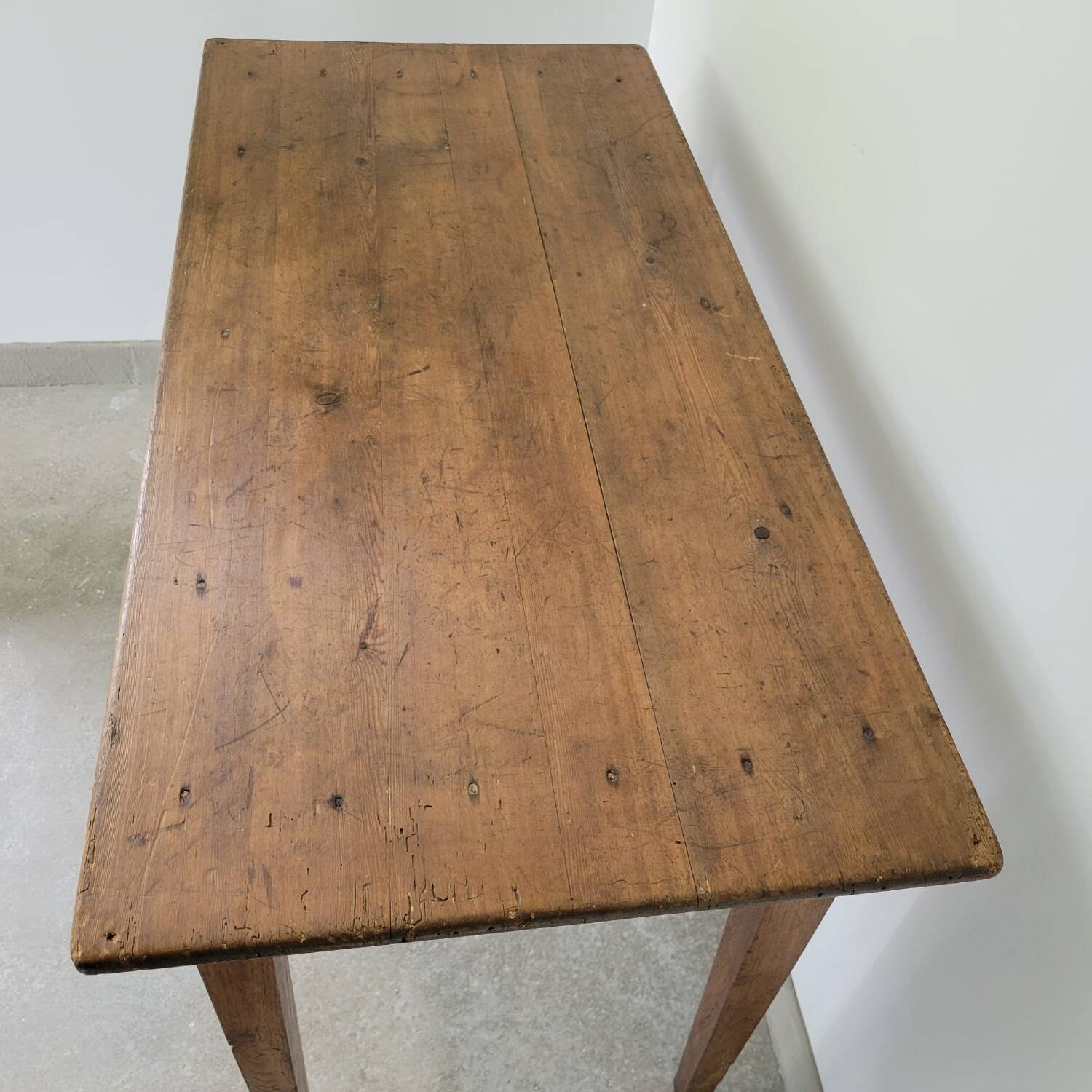 Parisian table in oak and pitch pine