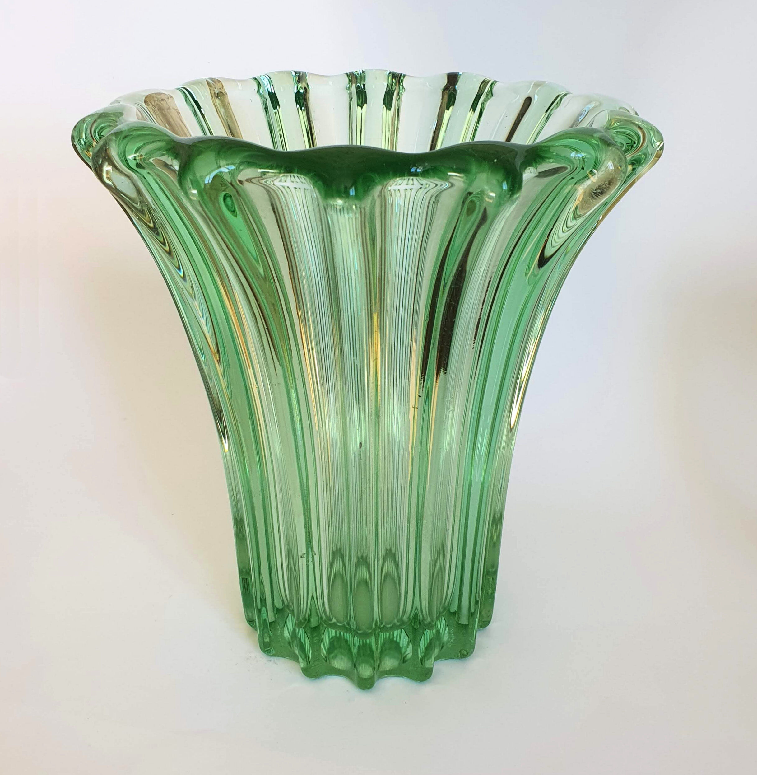 Art deco vase pierre d'avesn