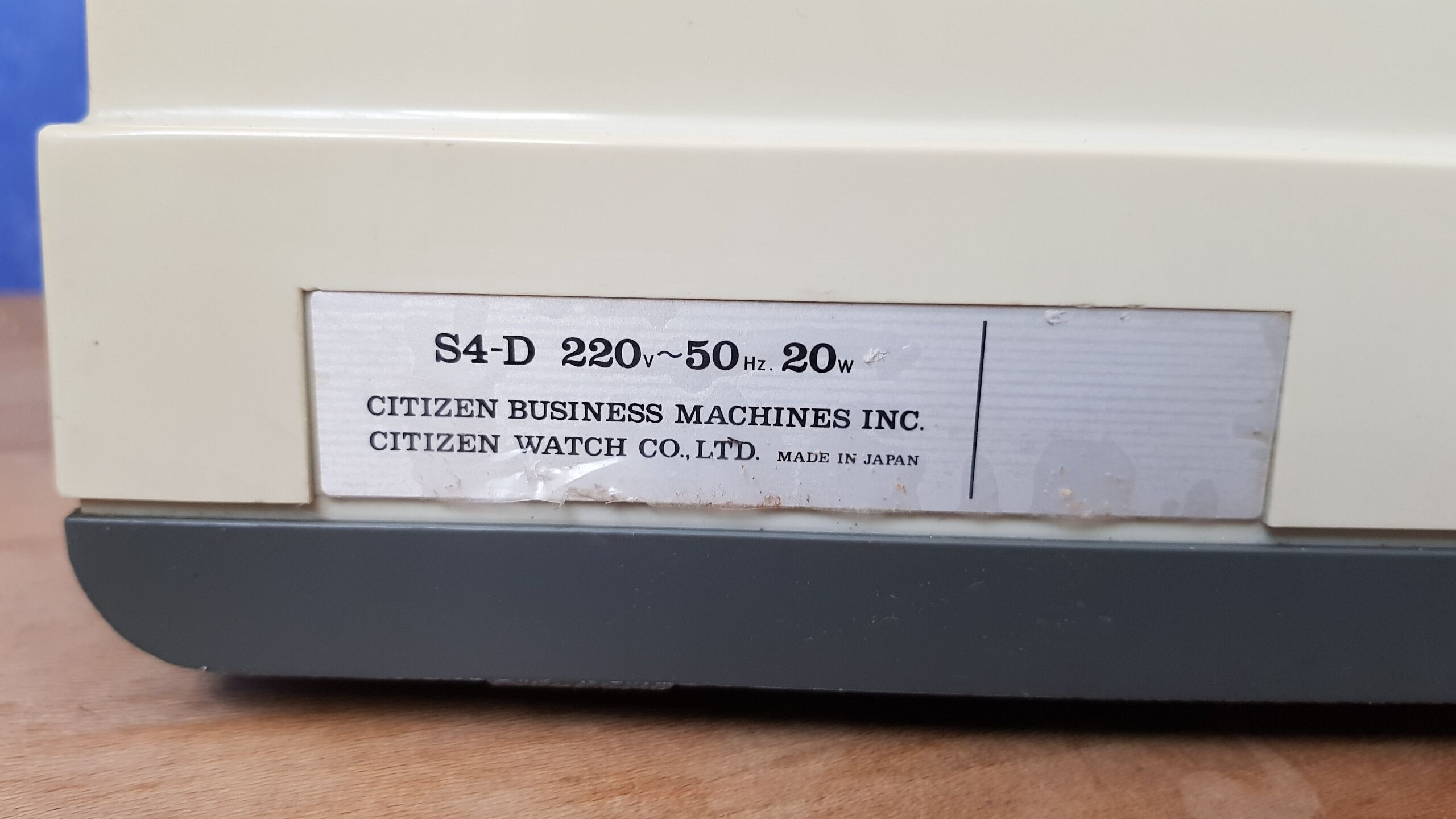 Machine à écrire électrique vintage Citizen S4