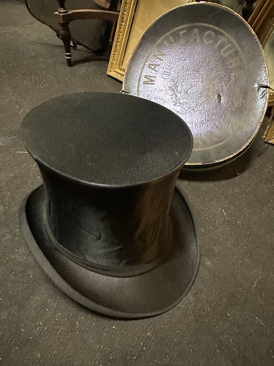 Clap hat with its box