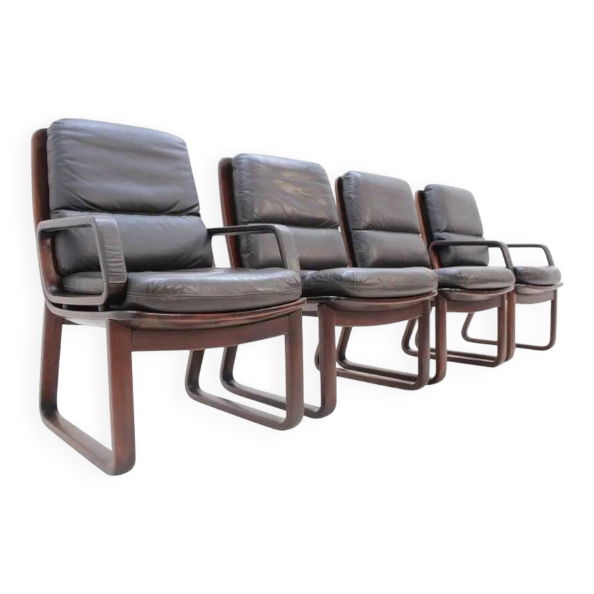 Ensemble de quatre fauteuils en cuir par Eugen Schmidt, années 1970.
