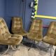 Lot 4 chaises années 70