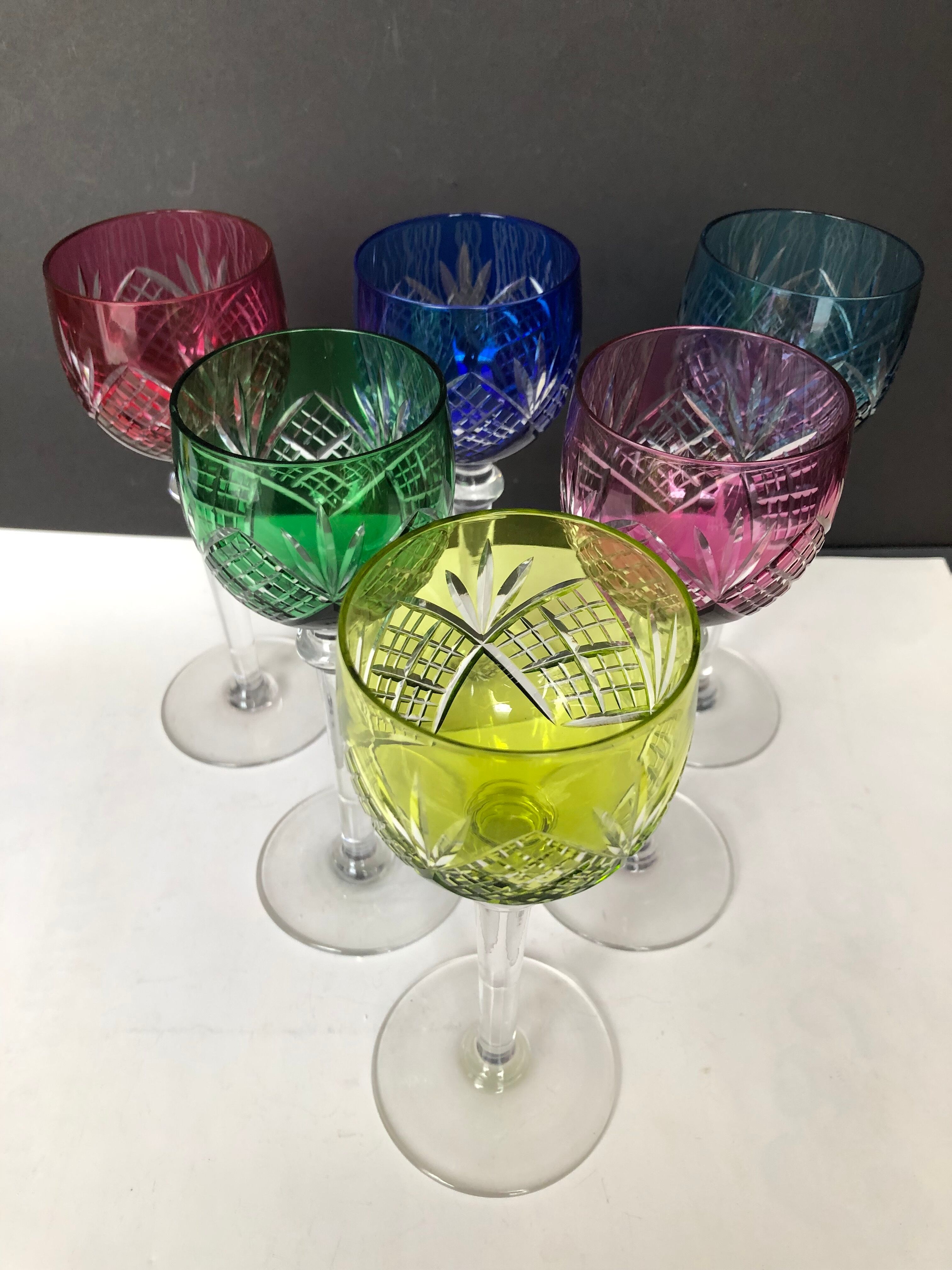 6 colored wine glasses in cut crystal from Saint Louis