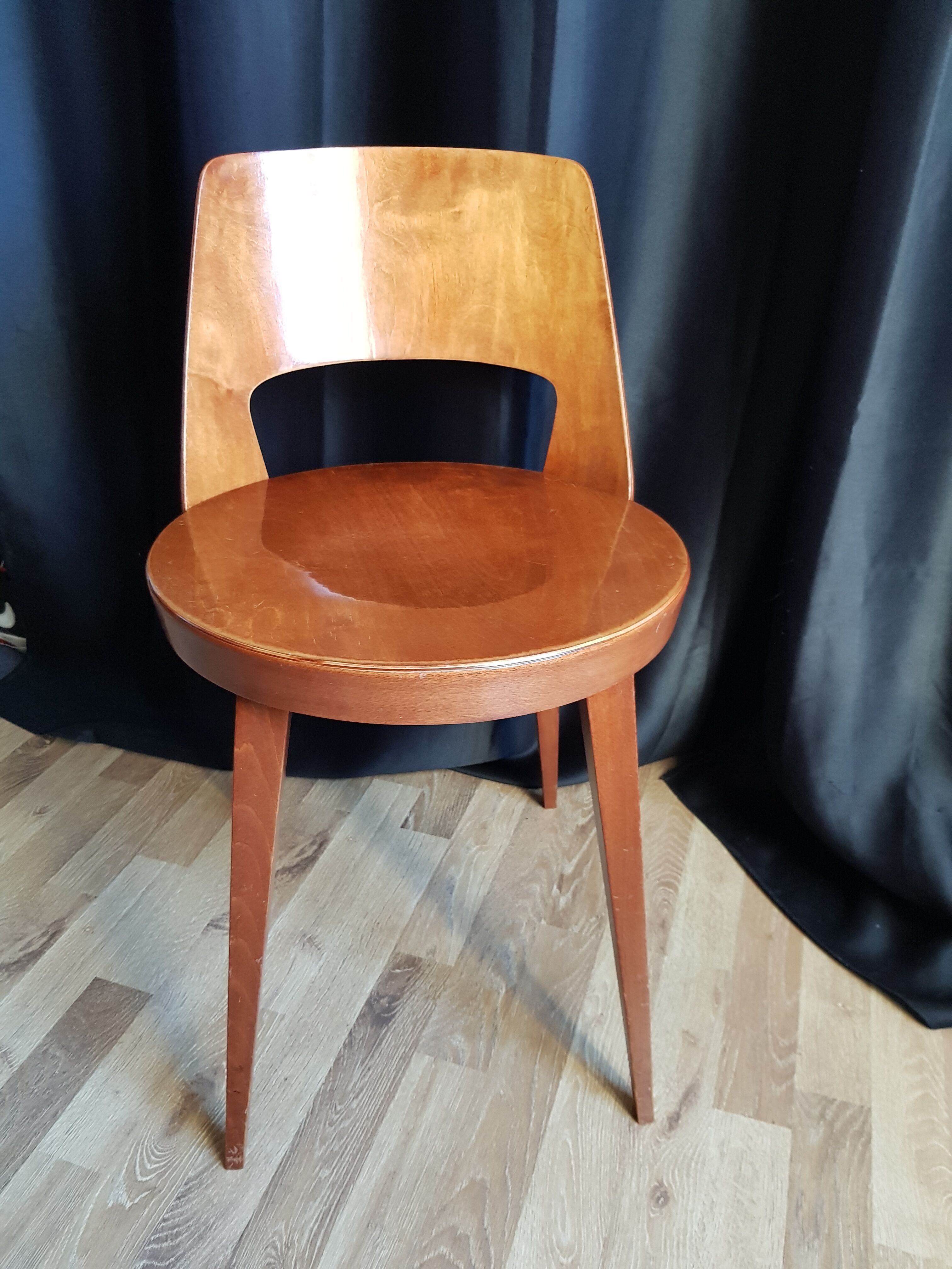 Mondor chair by Baumann