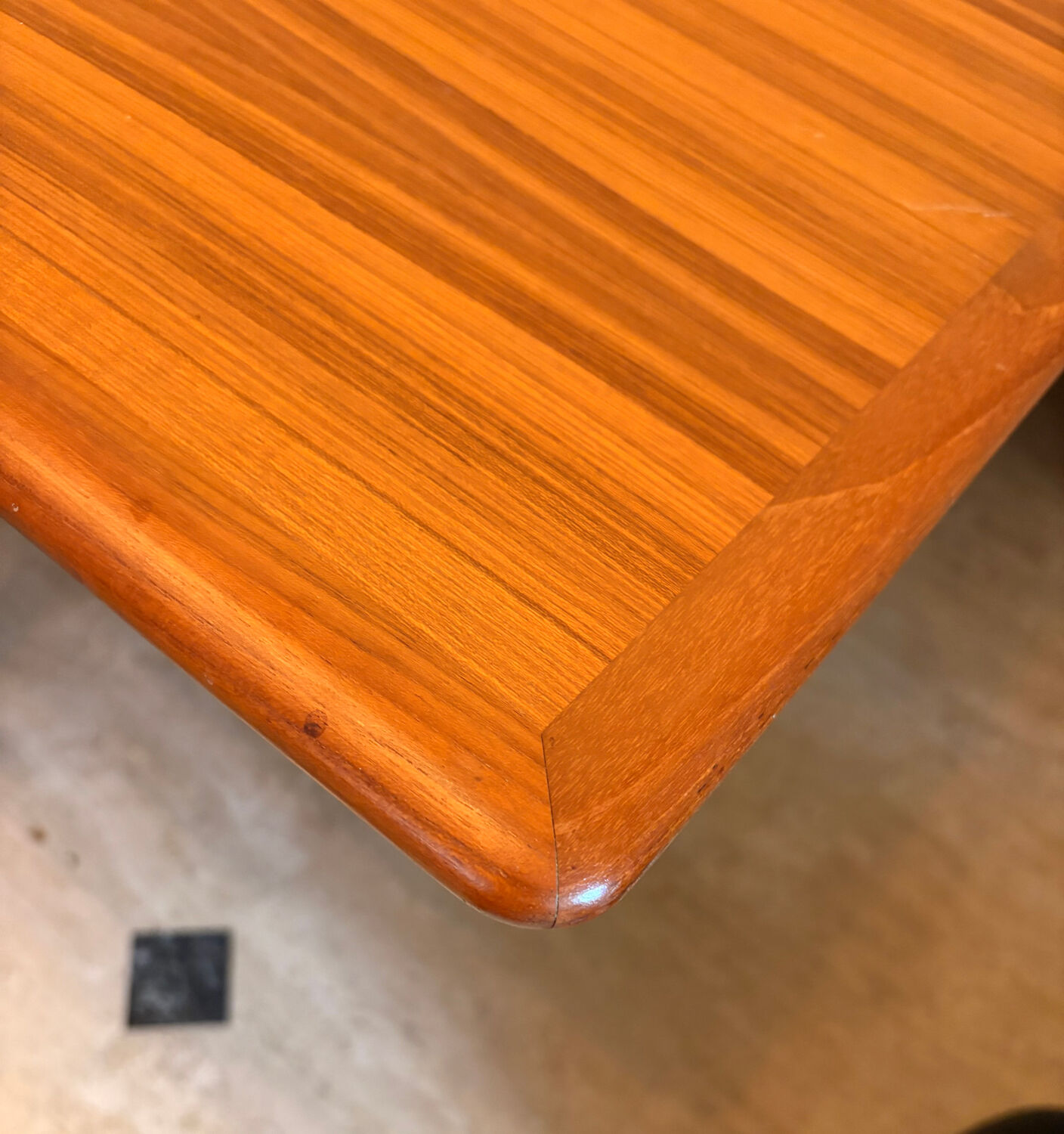 Table extensible vintage, deux rallonges