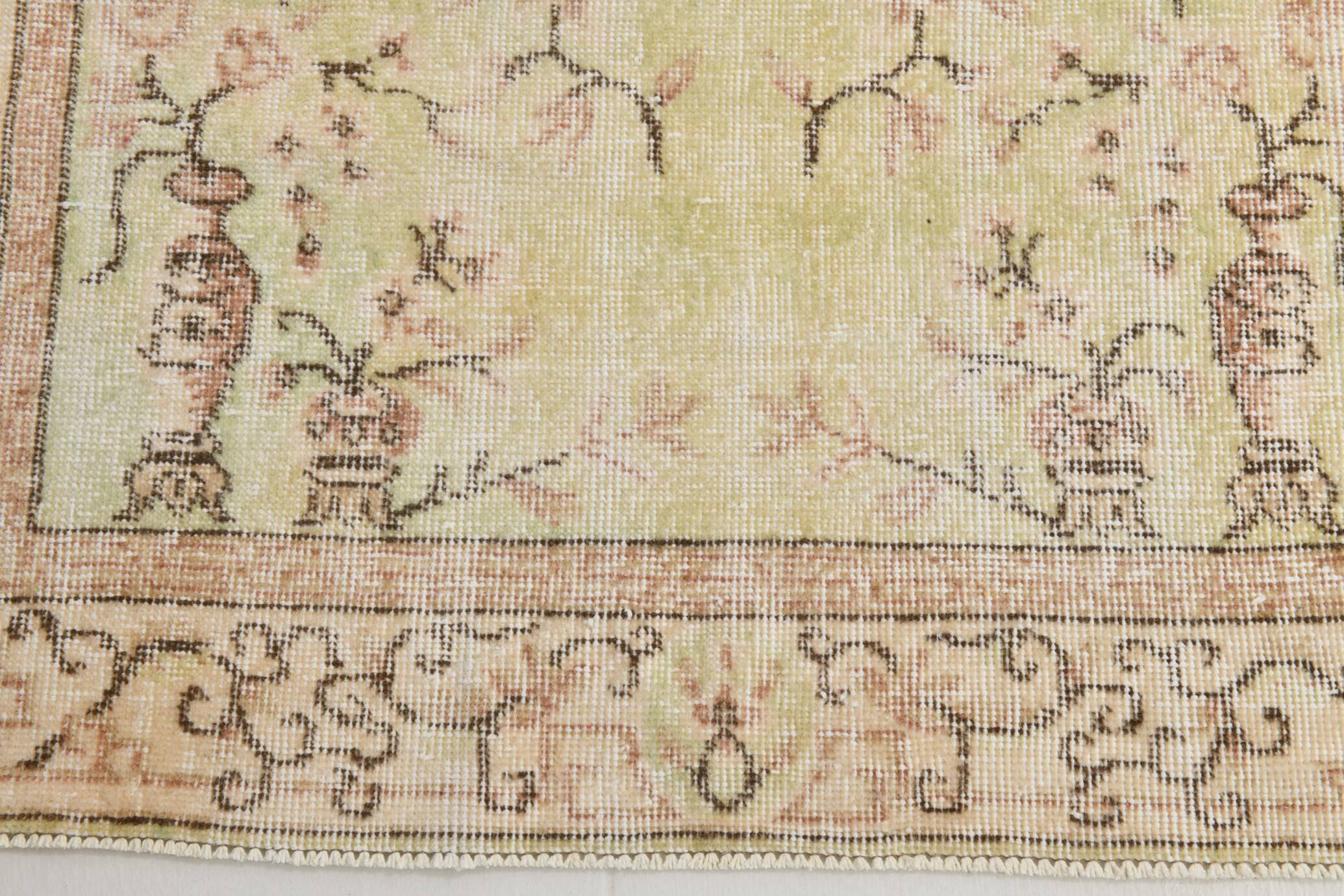 3x6 Pale Yellow & Brown Classic Turkish Rug, 110x197Cm