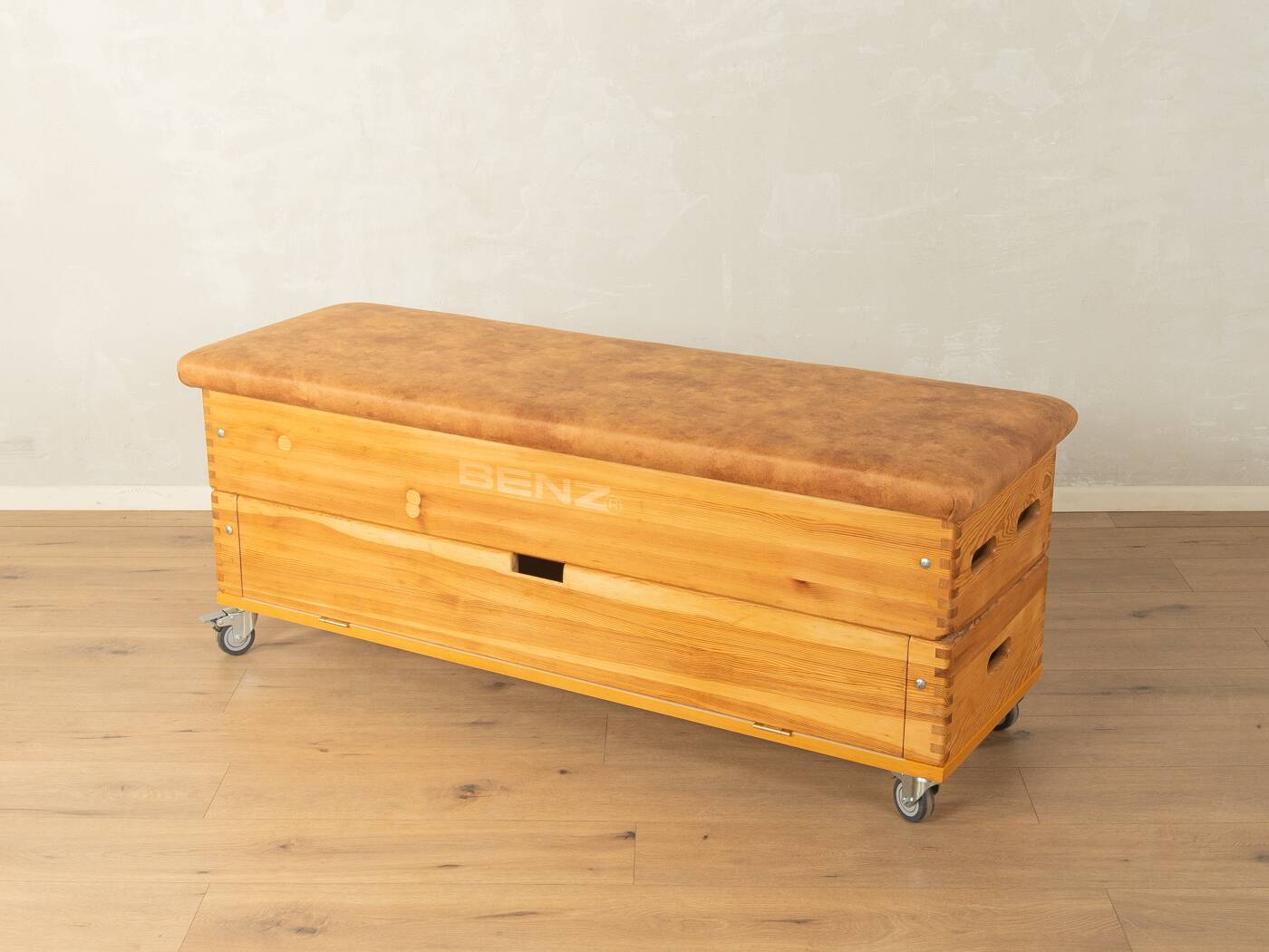 Unique vaulting box from the 1960s by Benz