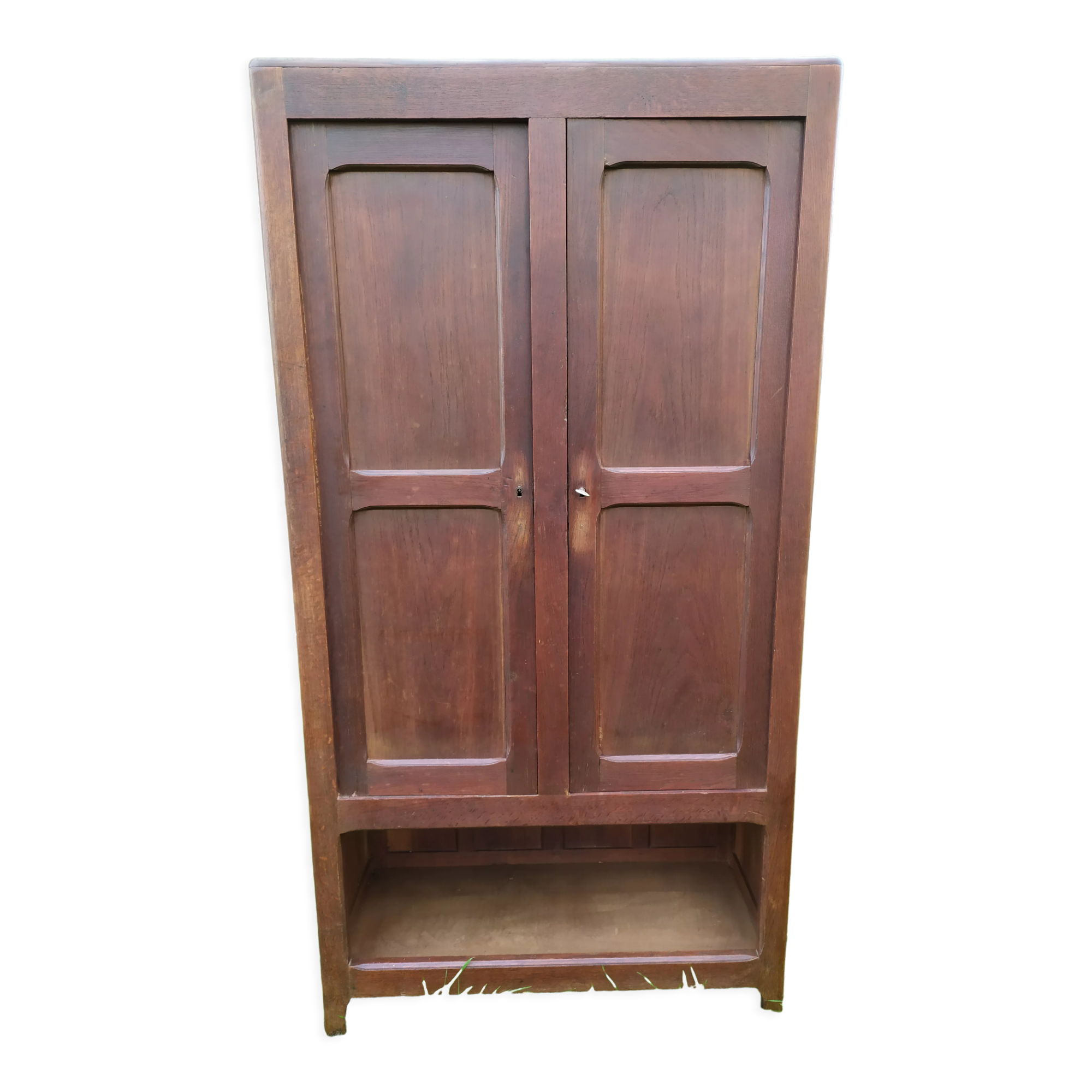 Armoire parisienne vintage