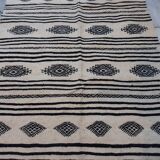 Striped beige wool handmade rug - 150x110cm
