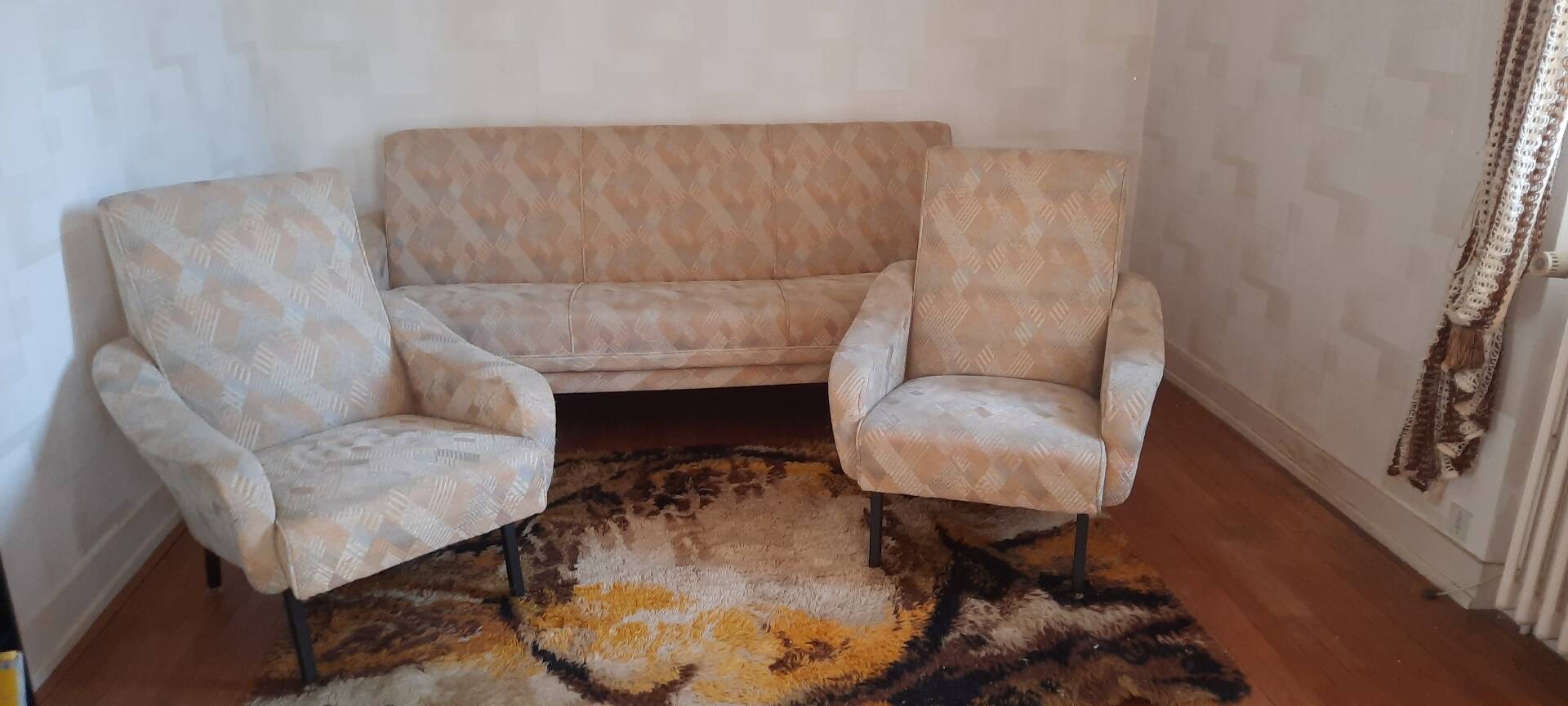 Canapé et deux fauteuils