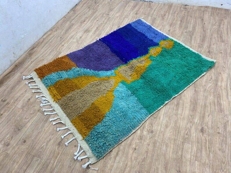 Colorful handmade Berber rug, traditional style, size 150 x 250 cm