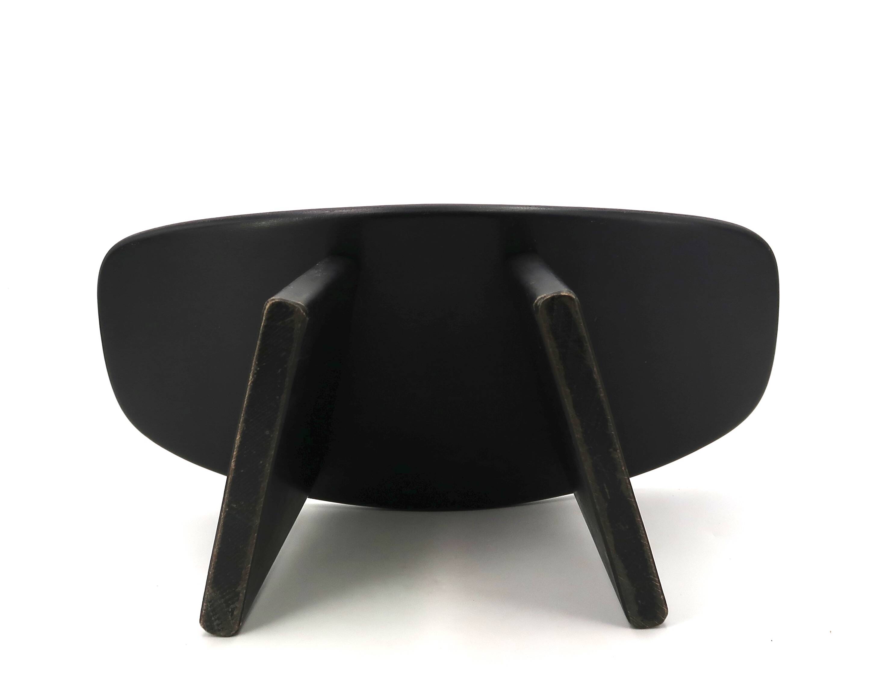 Black wooden Shoggi meditation stool by Alain Gaubert, 1980s vintage