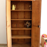 Parisian solid wood cabinet