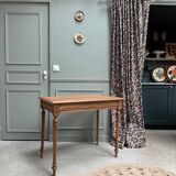 Renovated table with turned legs