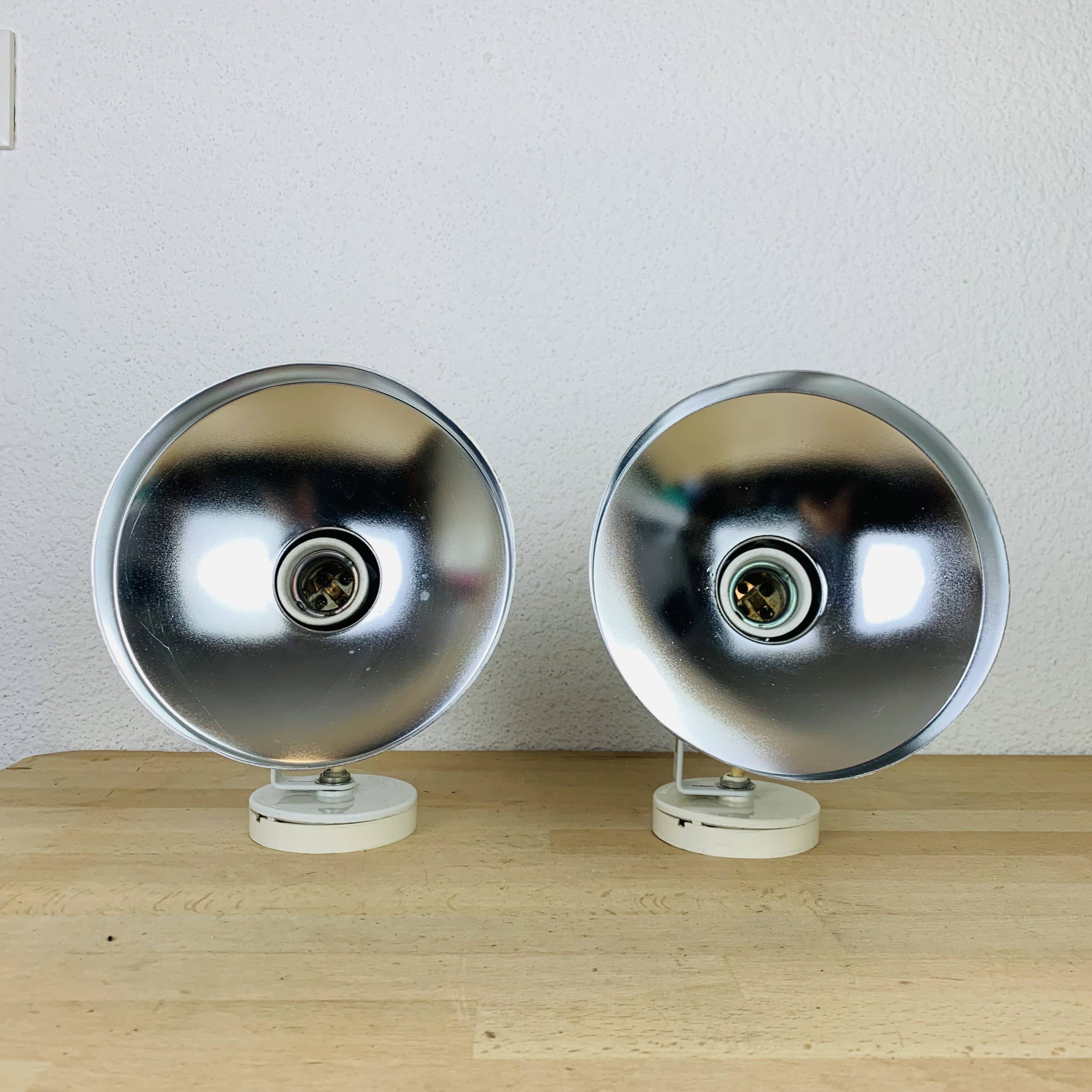 Pair of Concord chrome metal adjustable spotlights from the 70s