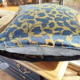 Decorative cushion amalys blue and gold