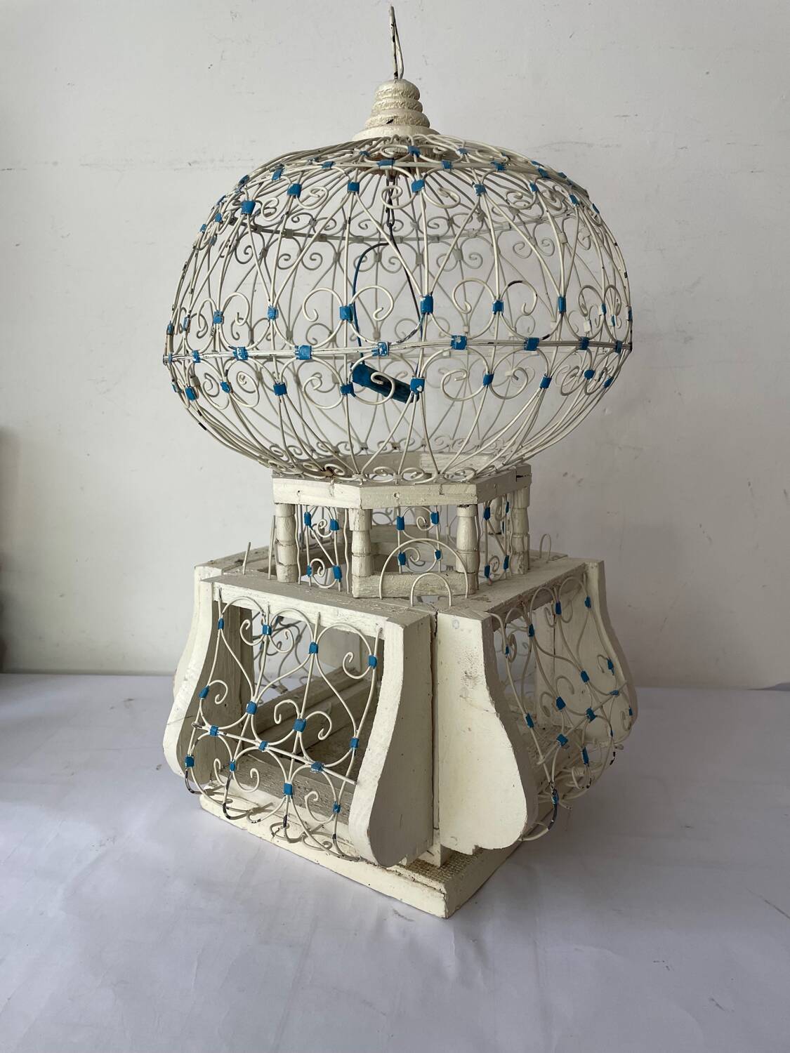 Old cage Sidi Bou Said