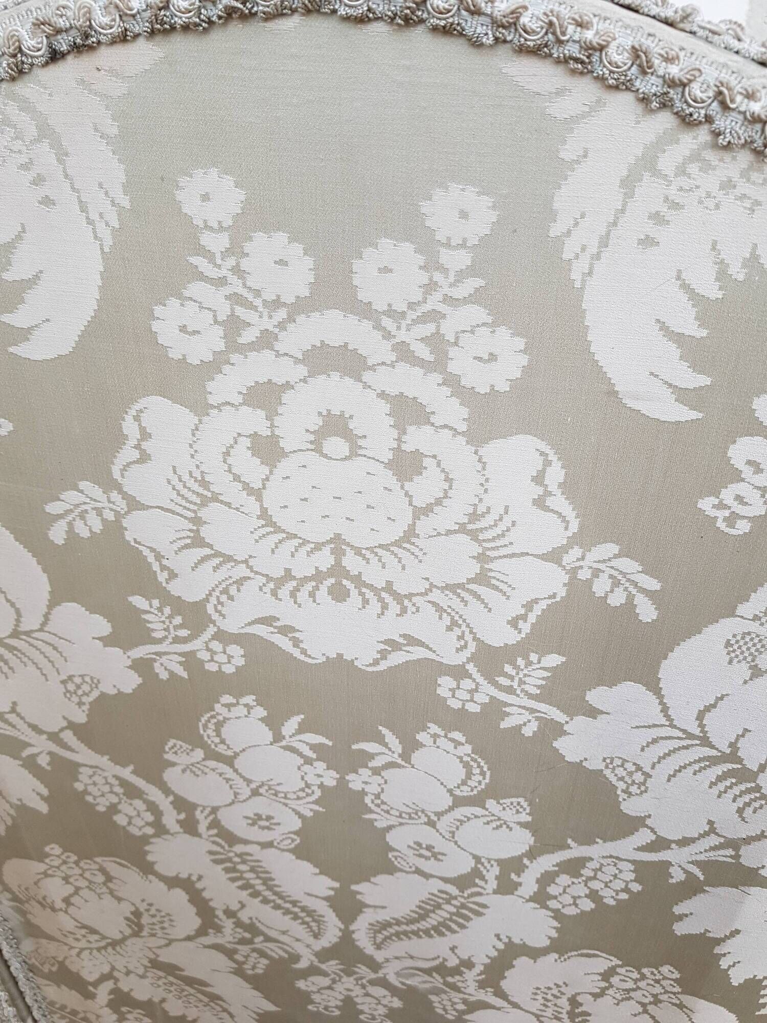 Paravent 4 volets style louis XVI tissu aux motifs floraux