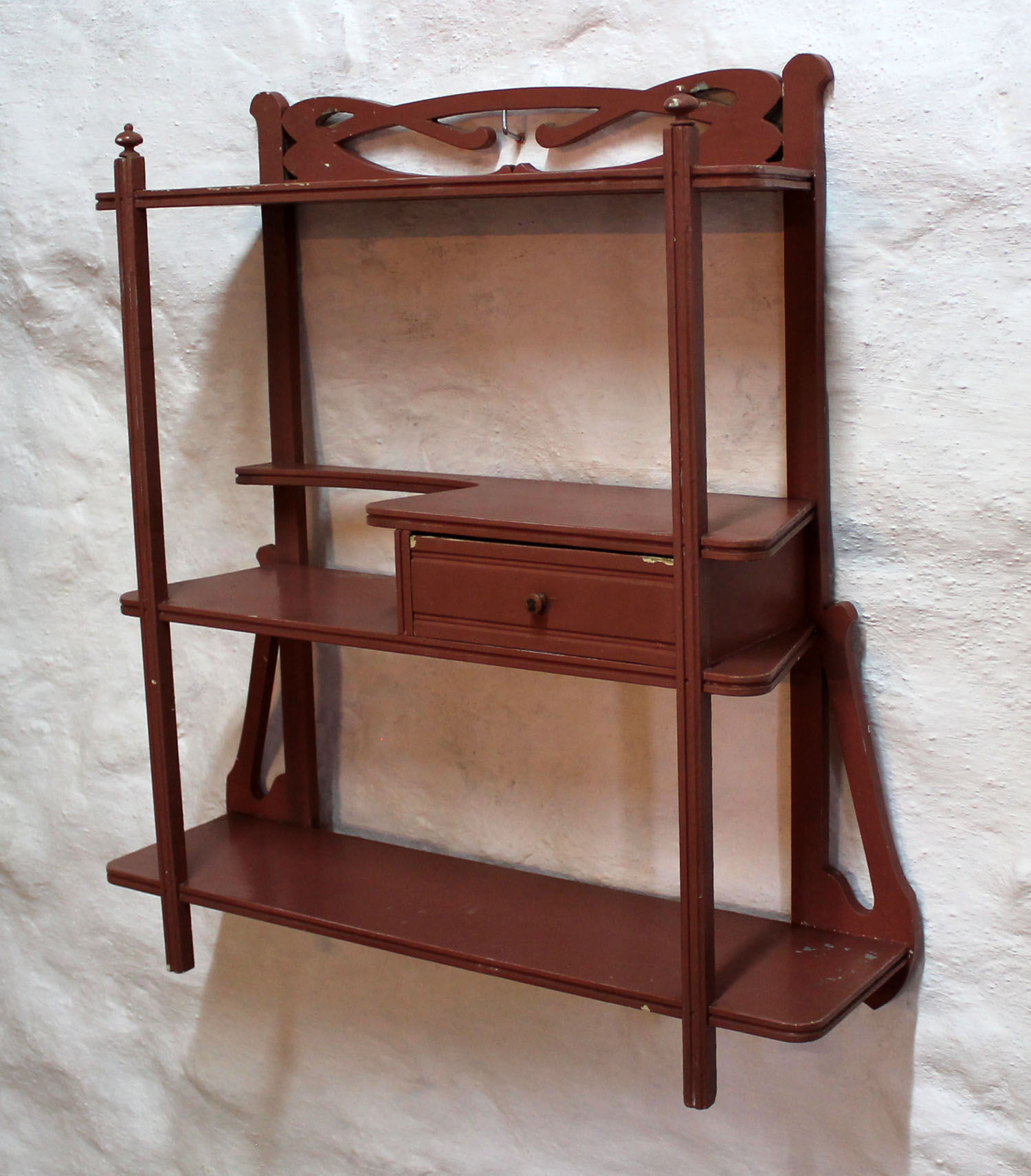 Shelf art-nouveau pink