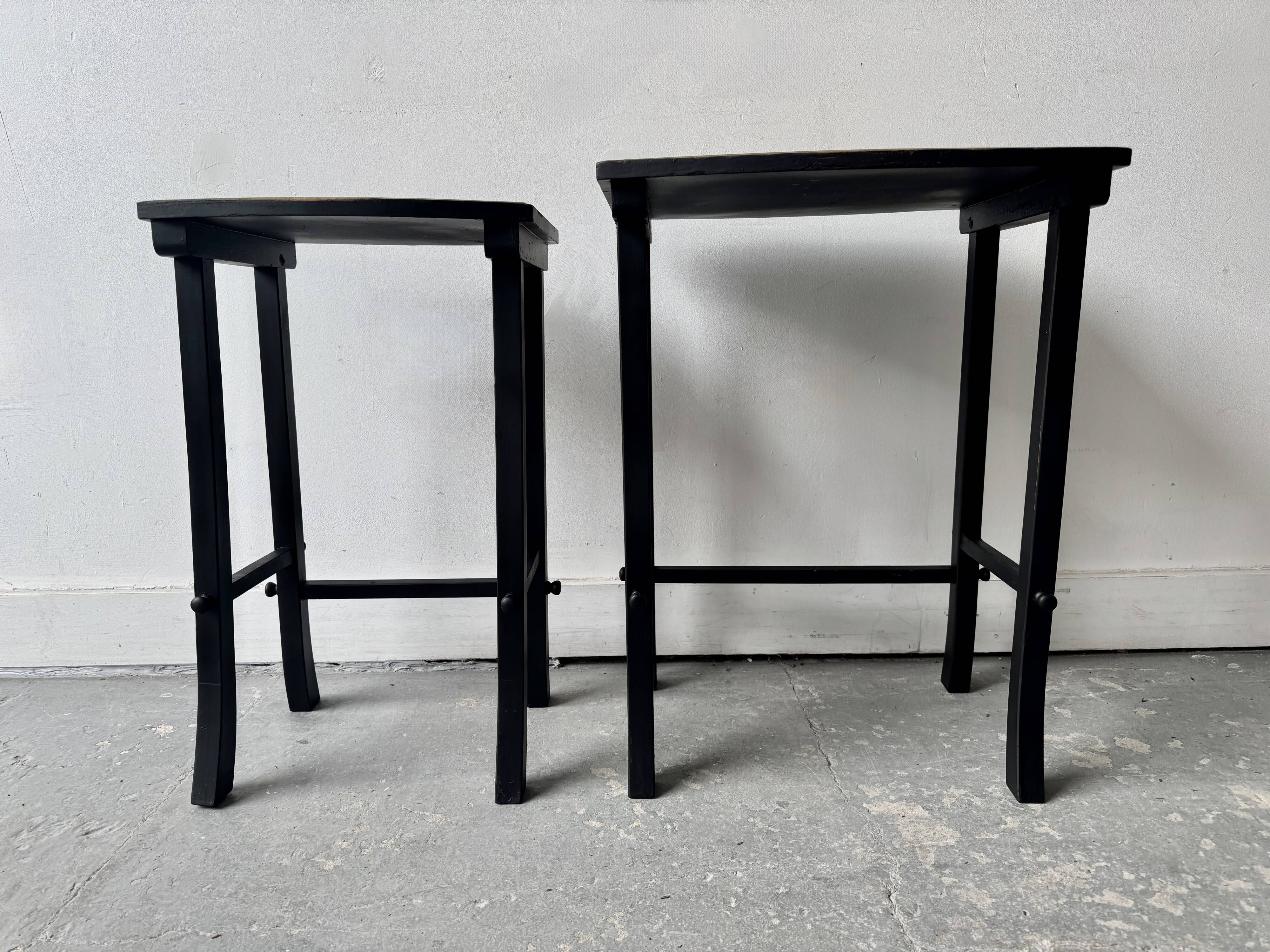 Ensemble de tables gigognes vintage