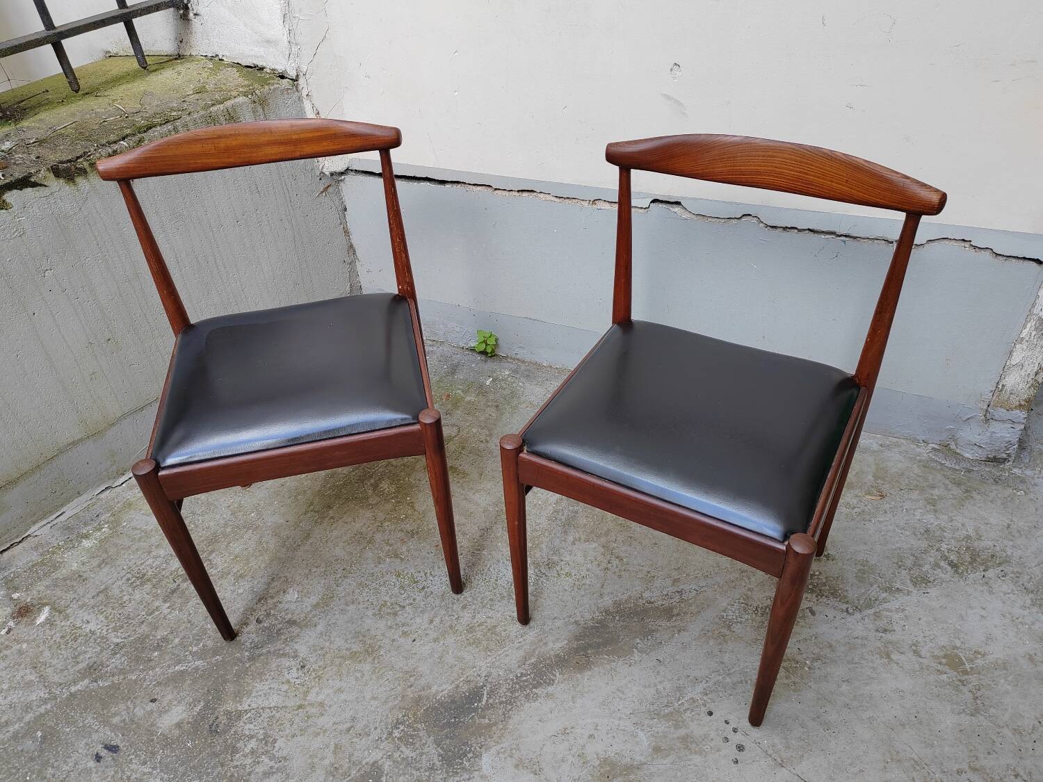 Pair of Scandinavian chairs