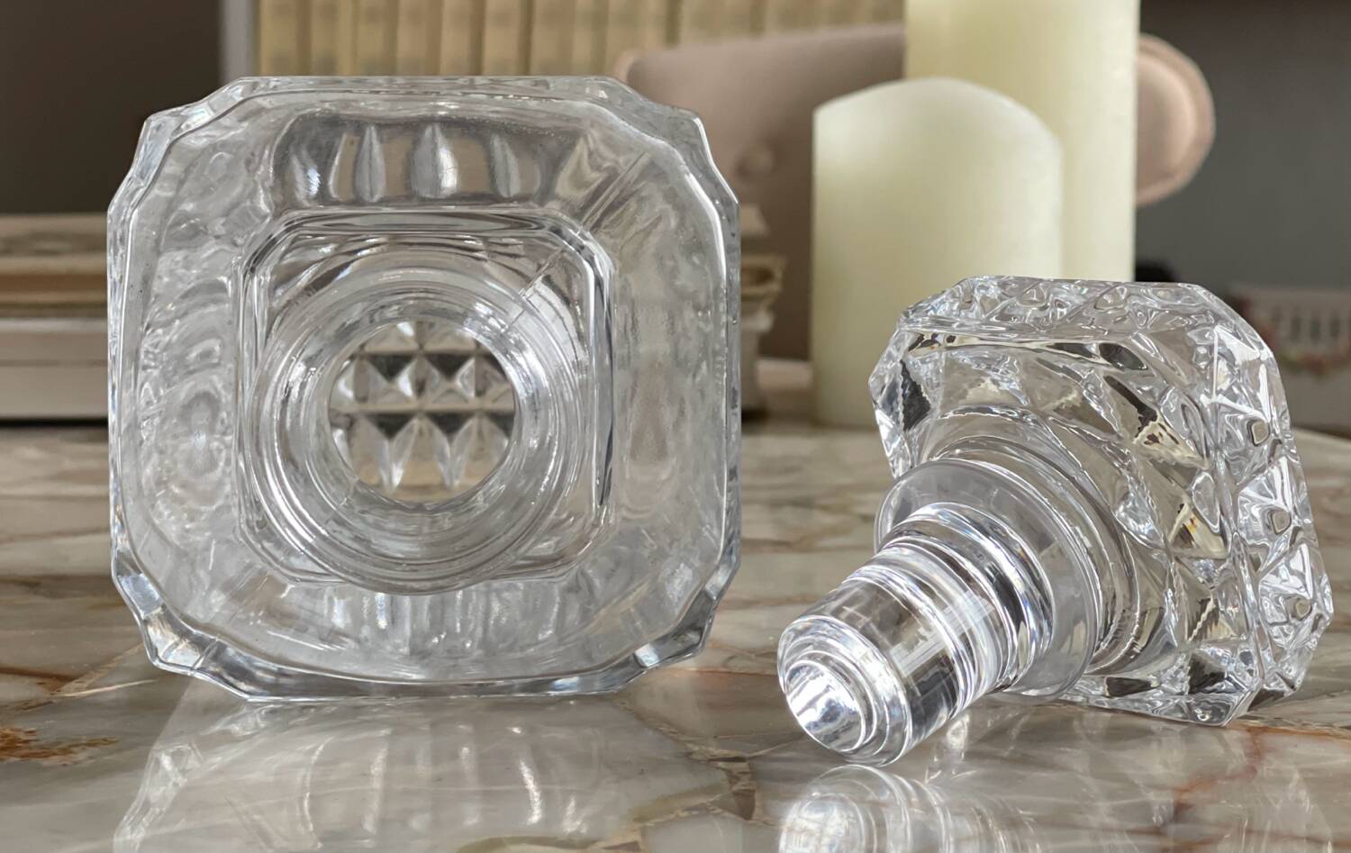 Cut crystal whisky decanter.