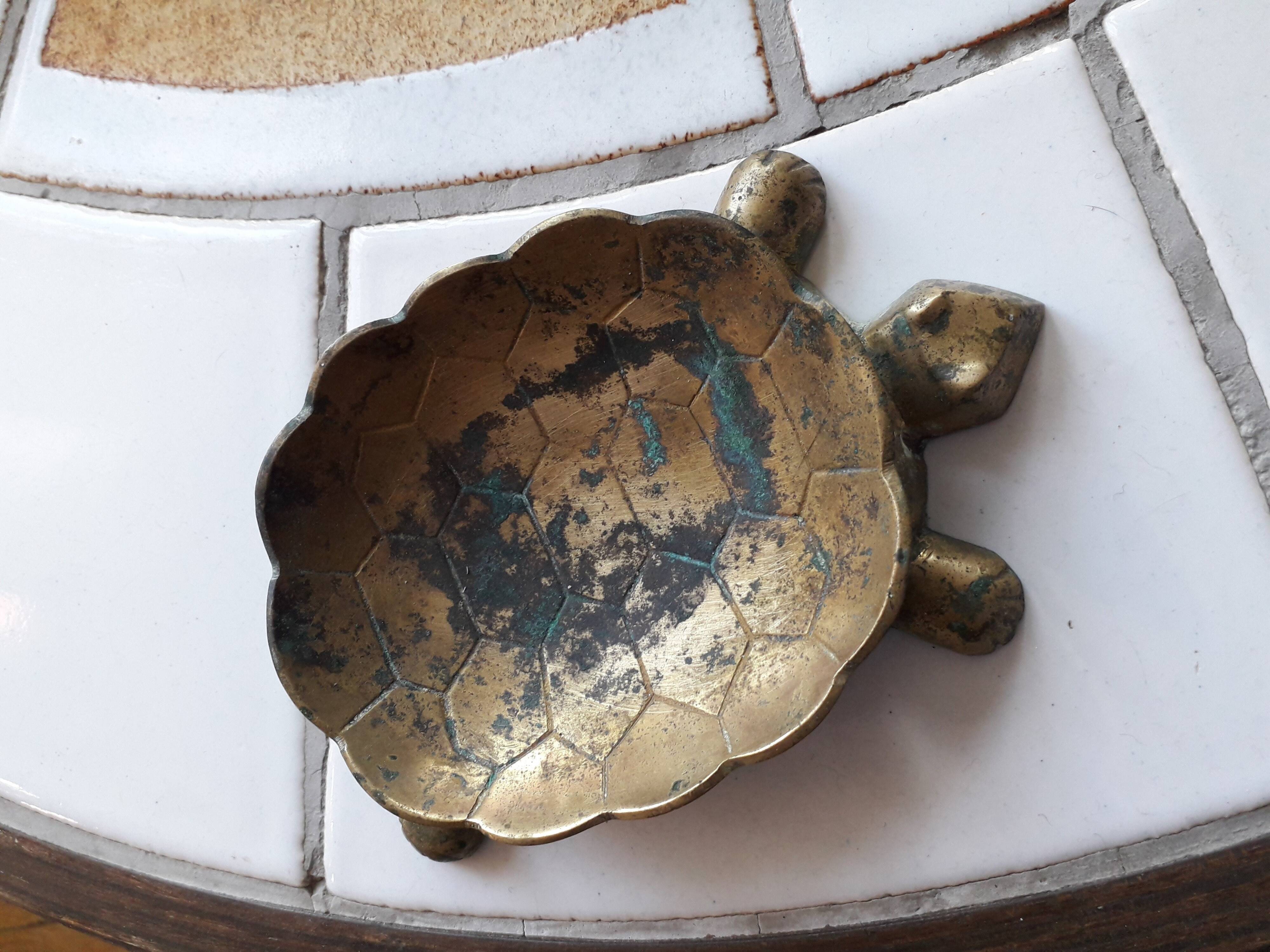 Vintage brass pocket tray in the shape of a turtle