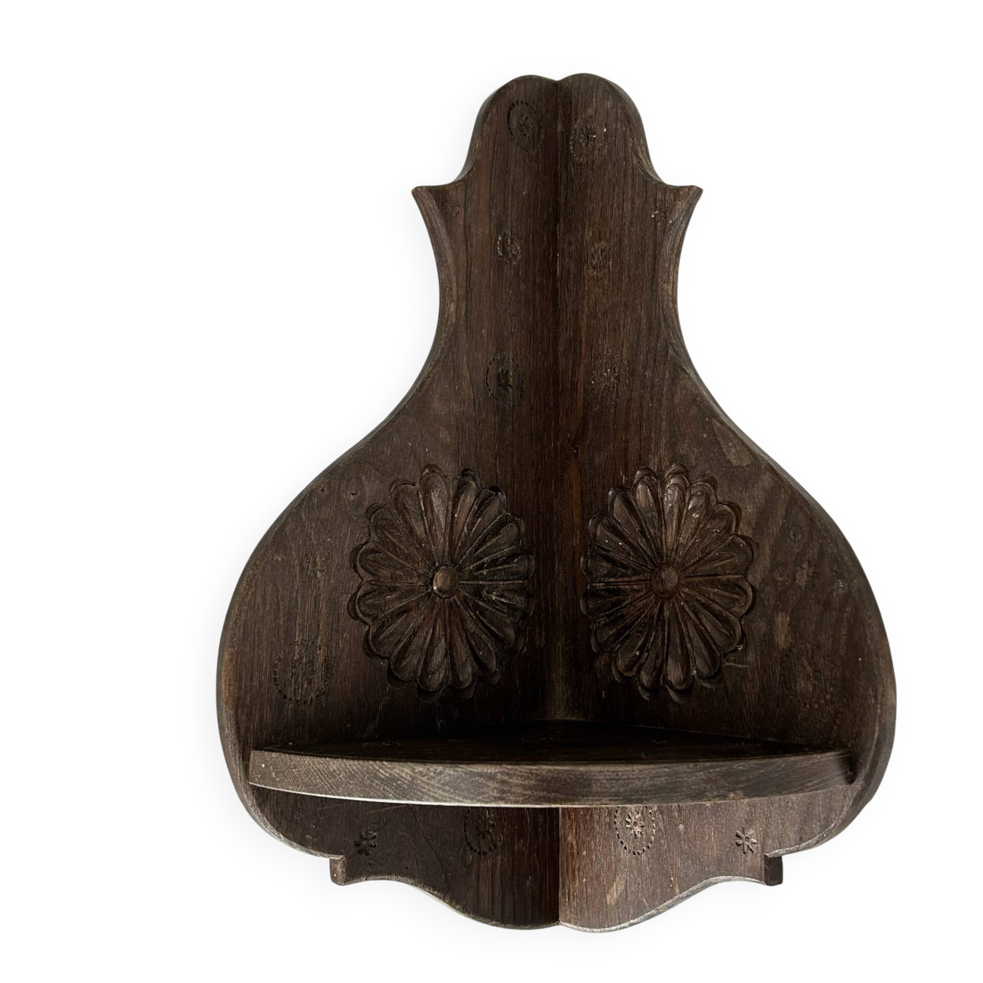 Breton corner shelf