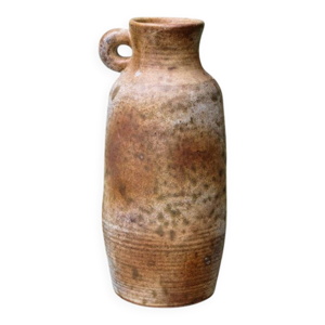Vase en céramique signé