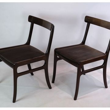 Suite de deux chaises Rungstedlund en acajou par Ole Wancher